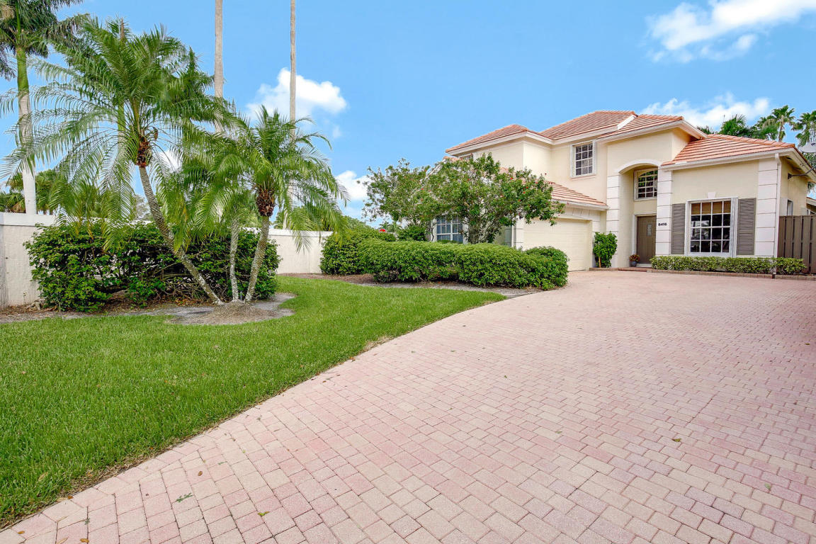Beautiful 3 bedroom, 2.5 Bath, 2 car garage. Social Membership to the Club included with 975$ transfer fee. Enjoy the Ibis Lifestyle!This house is move in ready with many upgrades. Hard wood Floors in Master and guest Bedrooms. Updated Kitchen with Granite, stainless, wood cabinetry. Beautiful closet builtins. 2015 A/C. Accordian Hurricane Shutters. Large outdoor screen enclosure.