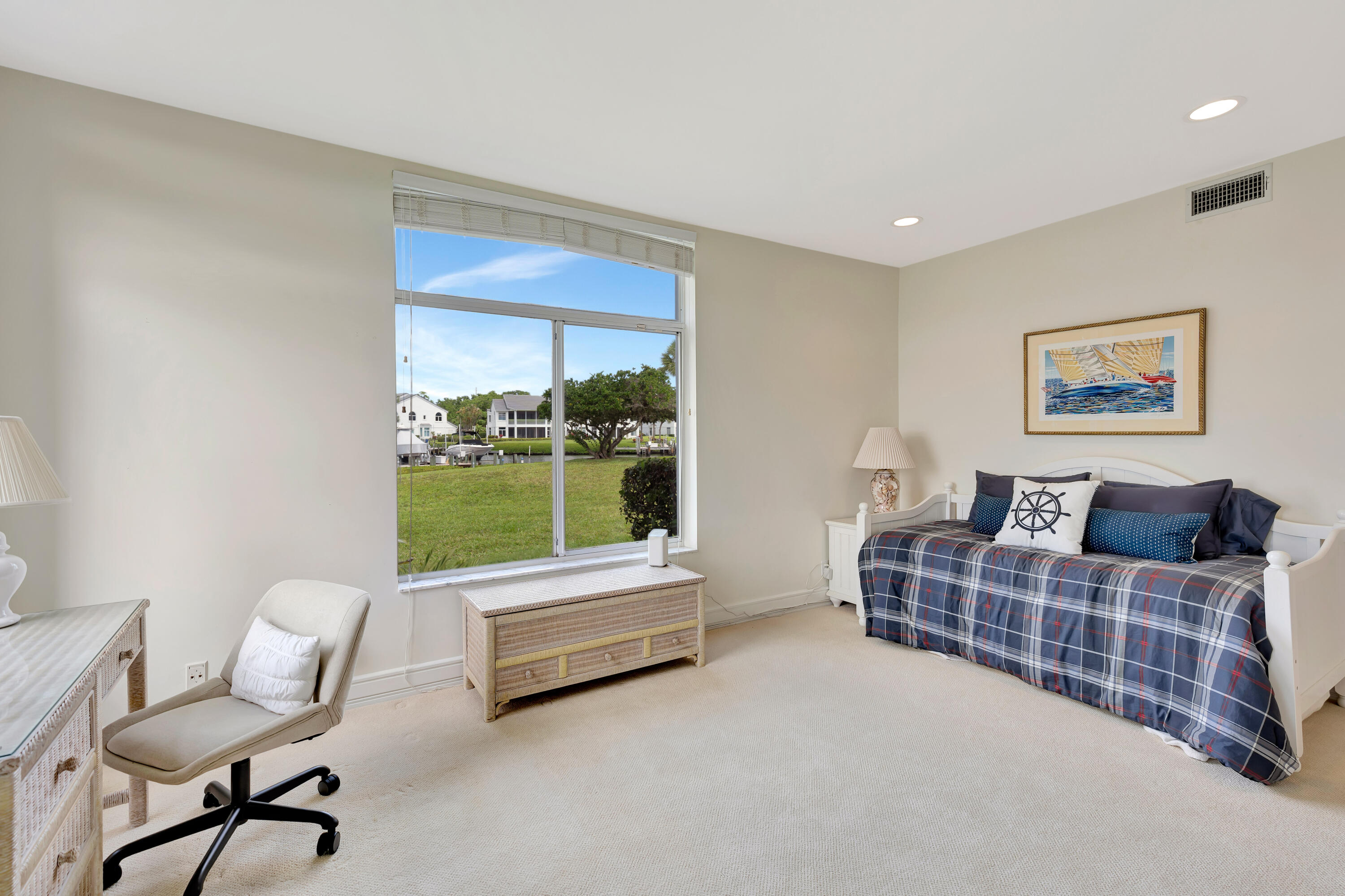 Admirals Cove - Residential Lease