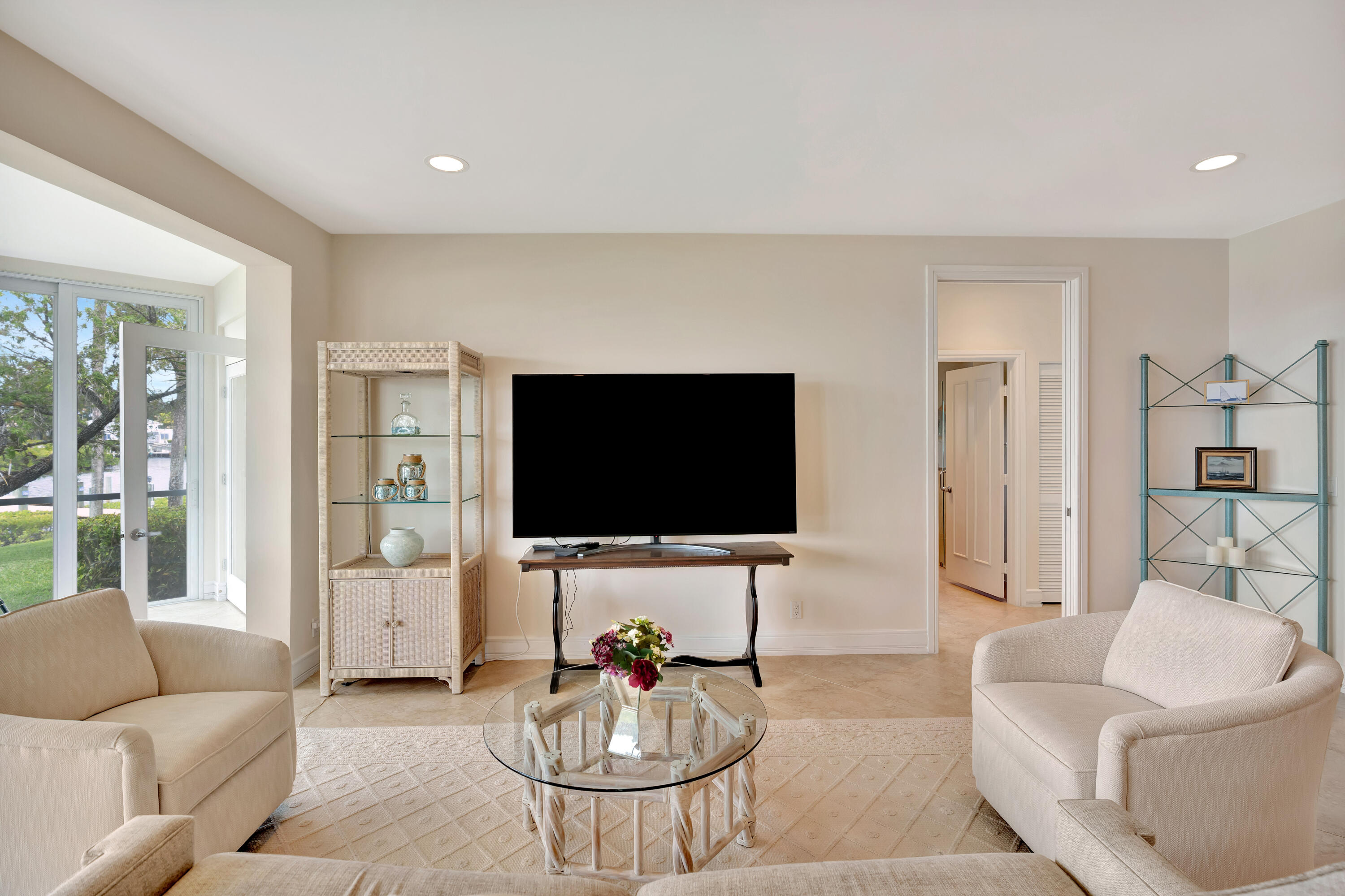 Admirals Cove - Residential Lease