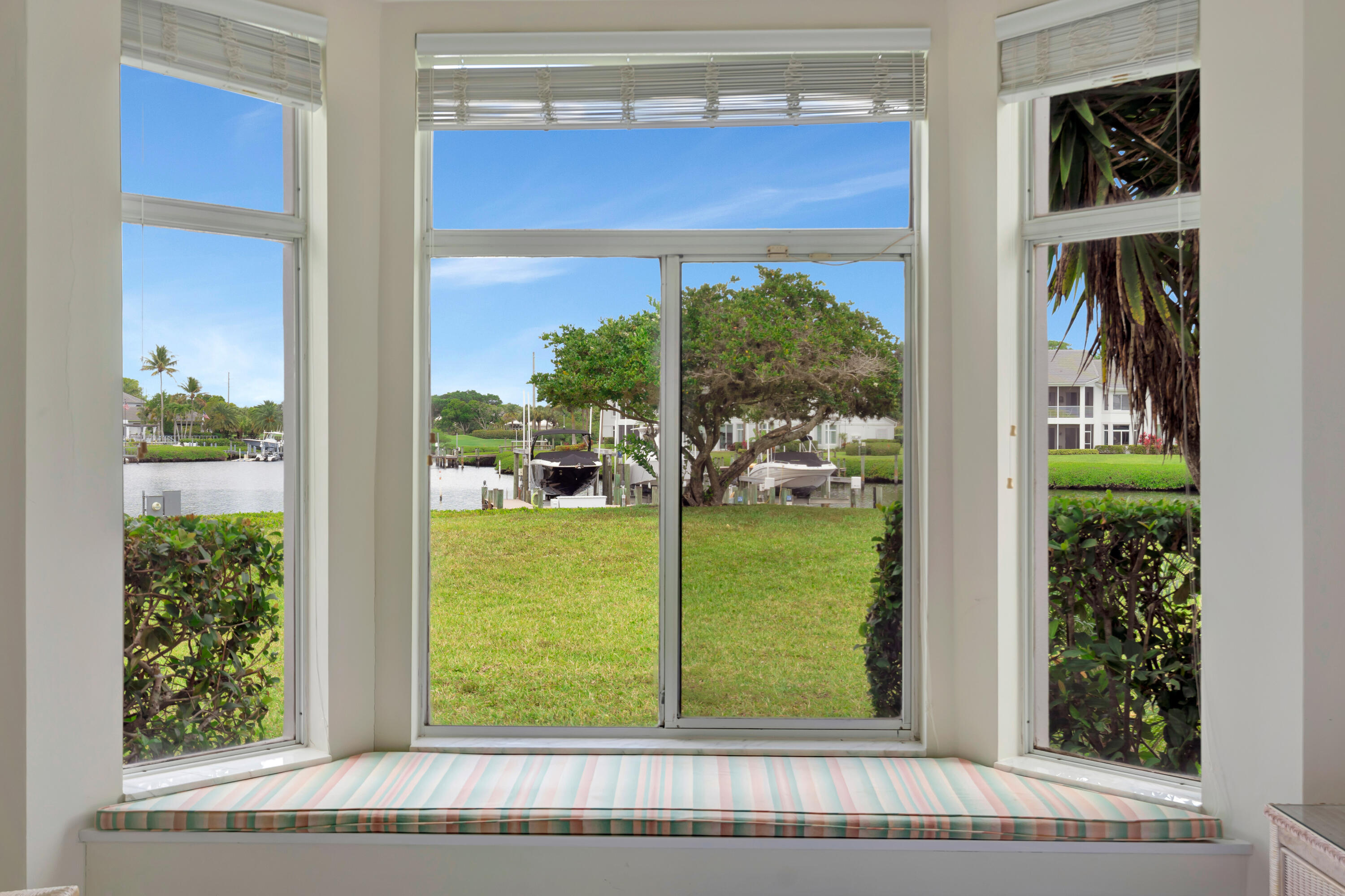 Admirals Cove - Residential Lease