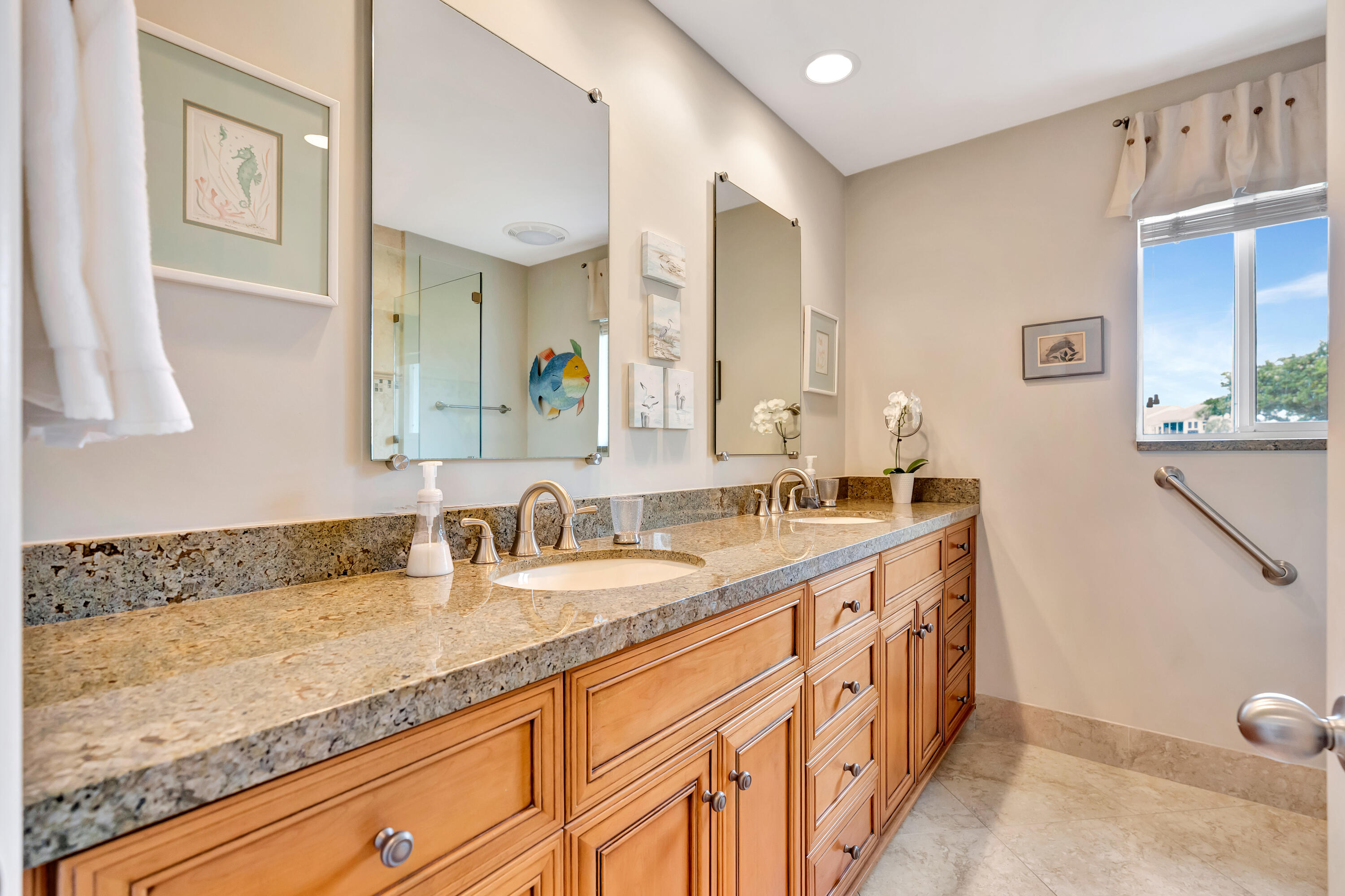 Admirals Cove - Residential Lease