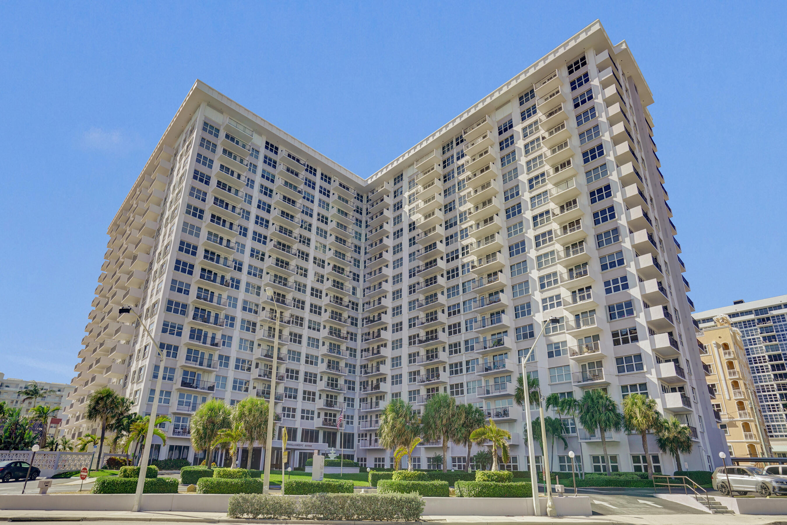 405 N Ocean Boulevard 229