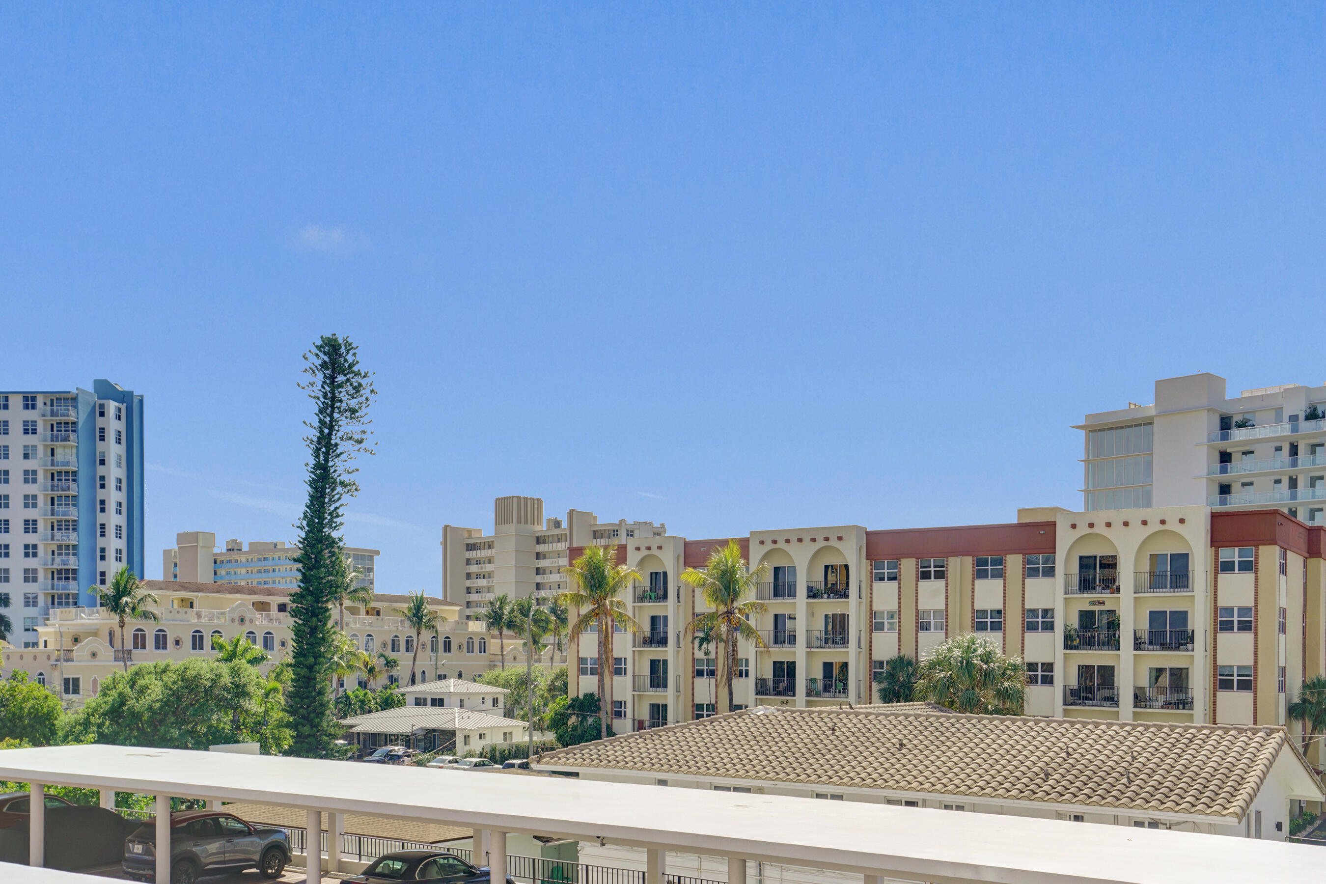 PARLIAMENT HOUSE CONDO - Residential