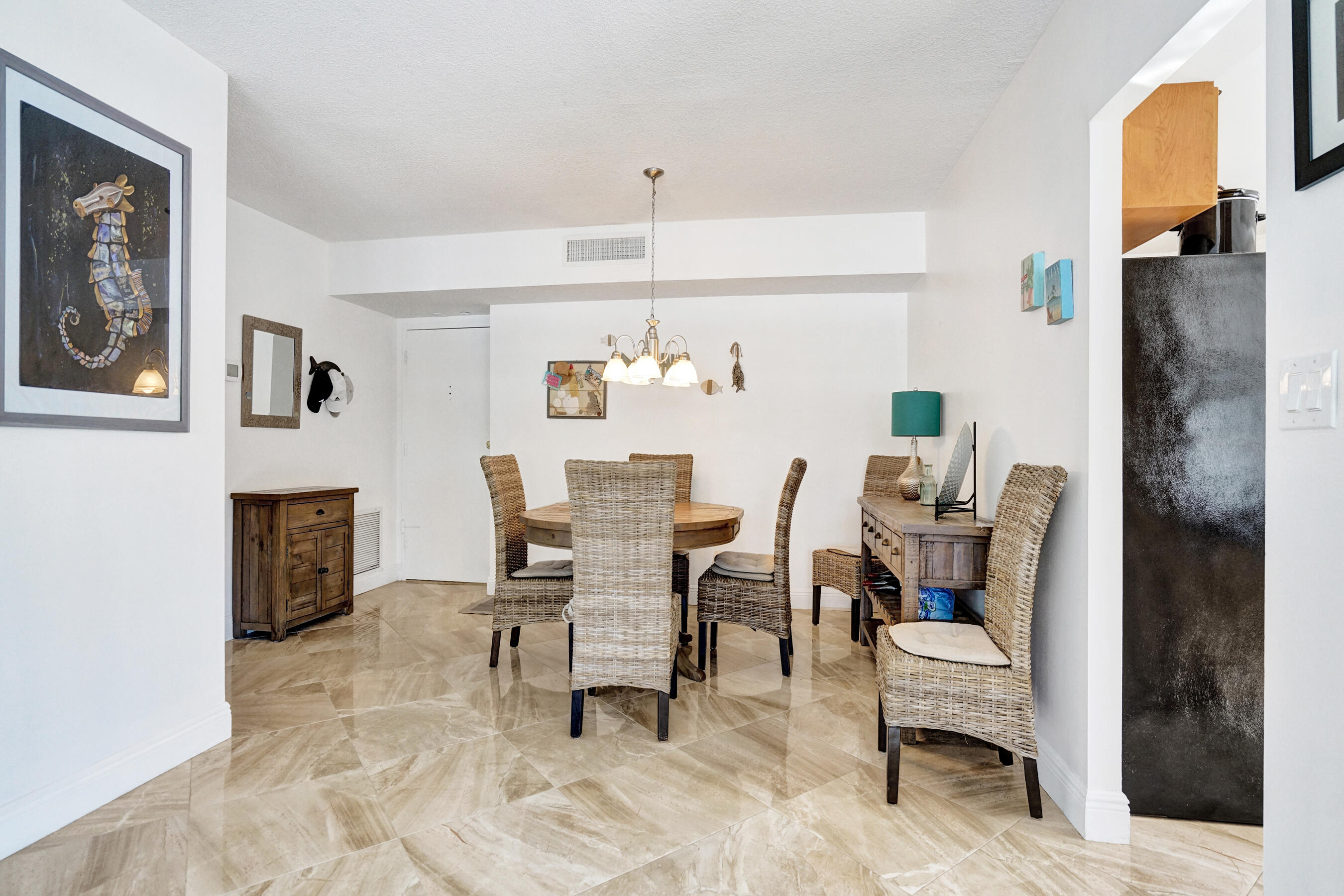 PARLIAMENT HOUSE CONDO - Residential