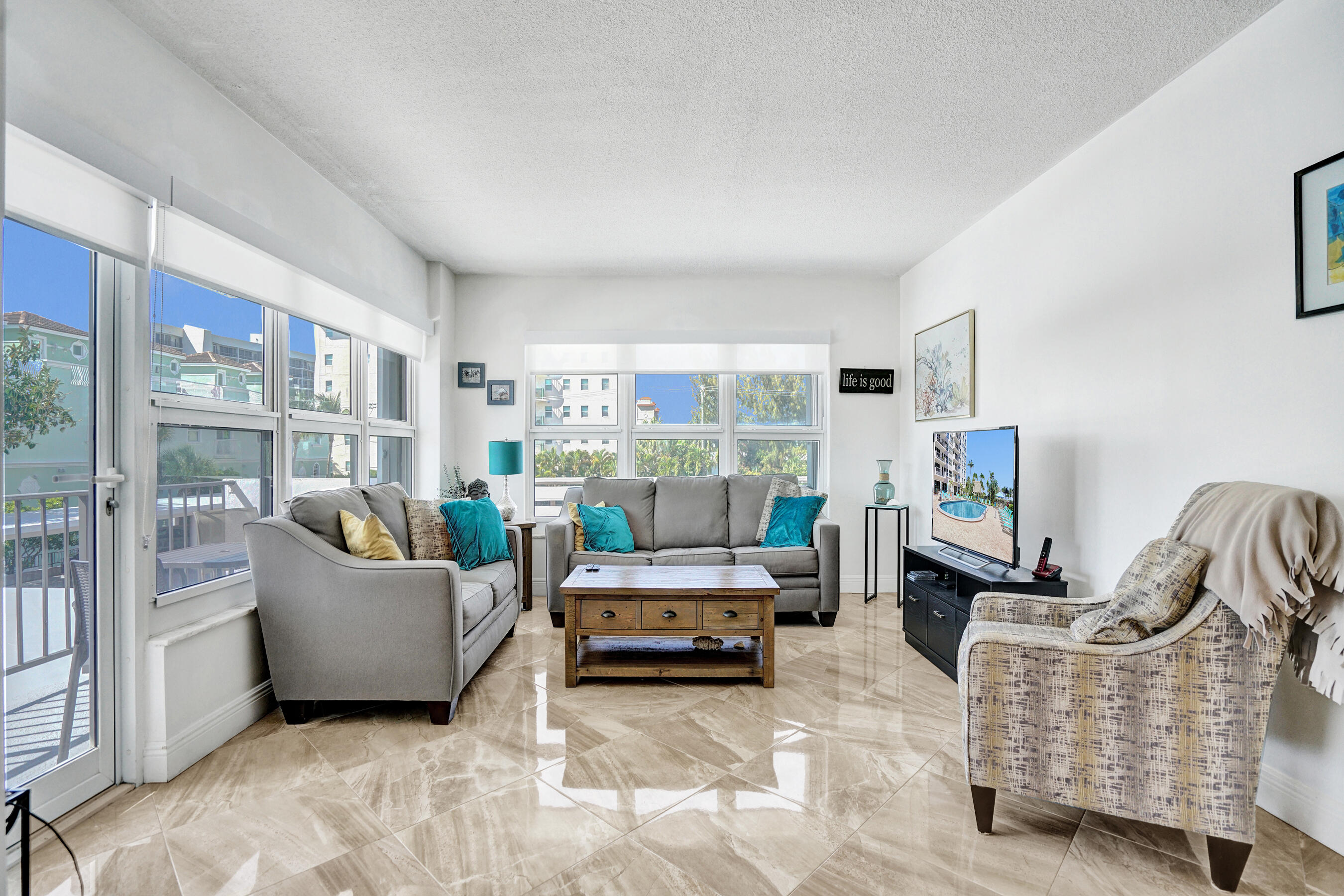 PARLIAMENT HOUSE CONDO - Residential