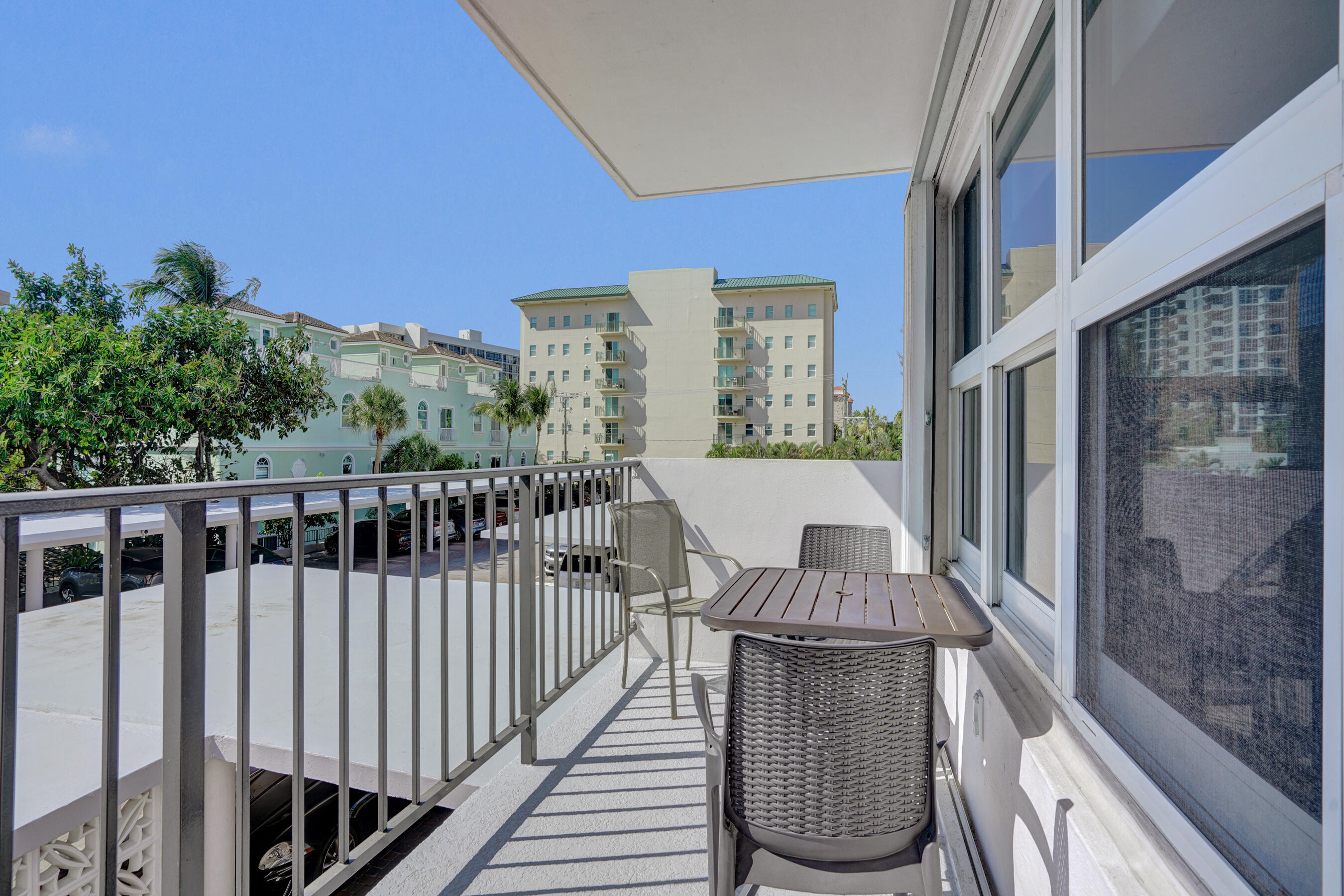 PARLIAMENT HOUSE CONDO - Residential