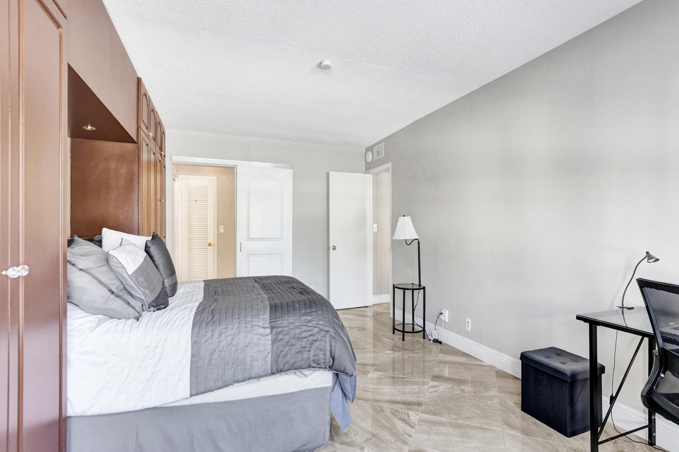 PARLIAMENT HOUSE CONDO - Residential