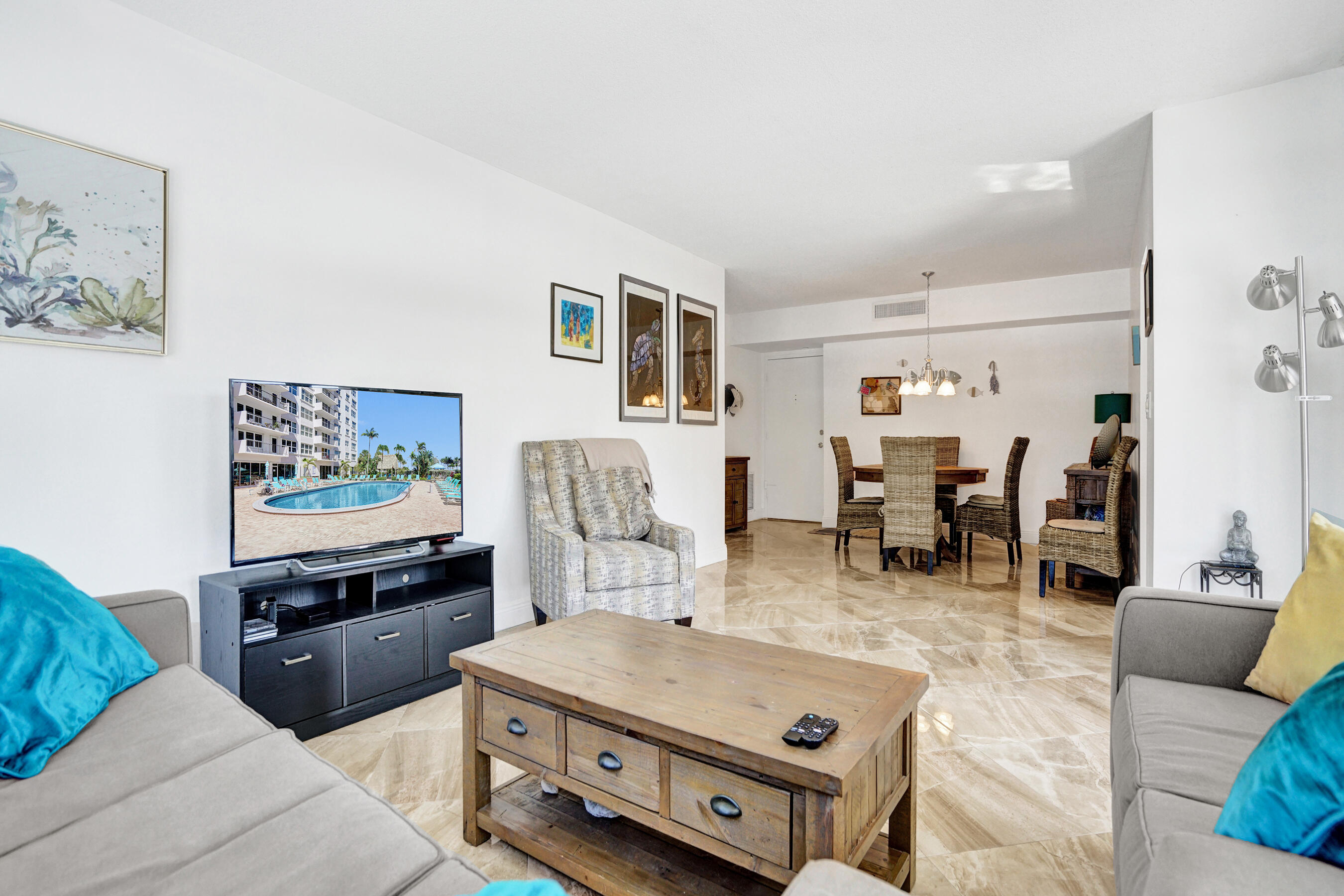 PARLIAMENT HOUSE CONDO - Residential