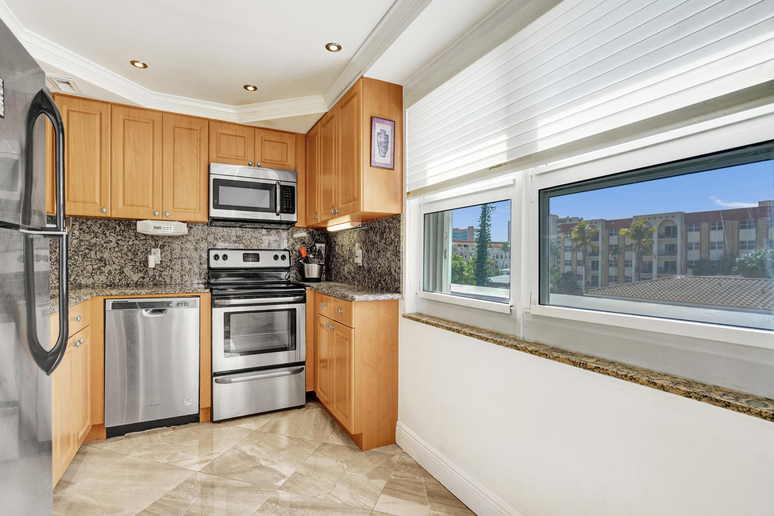 405 N Ocean Boulevard 229