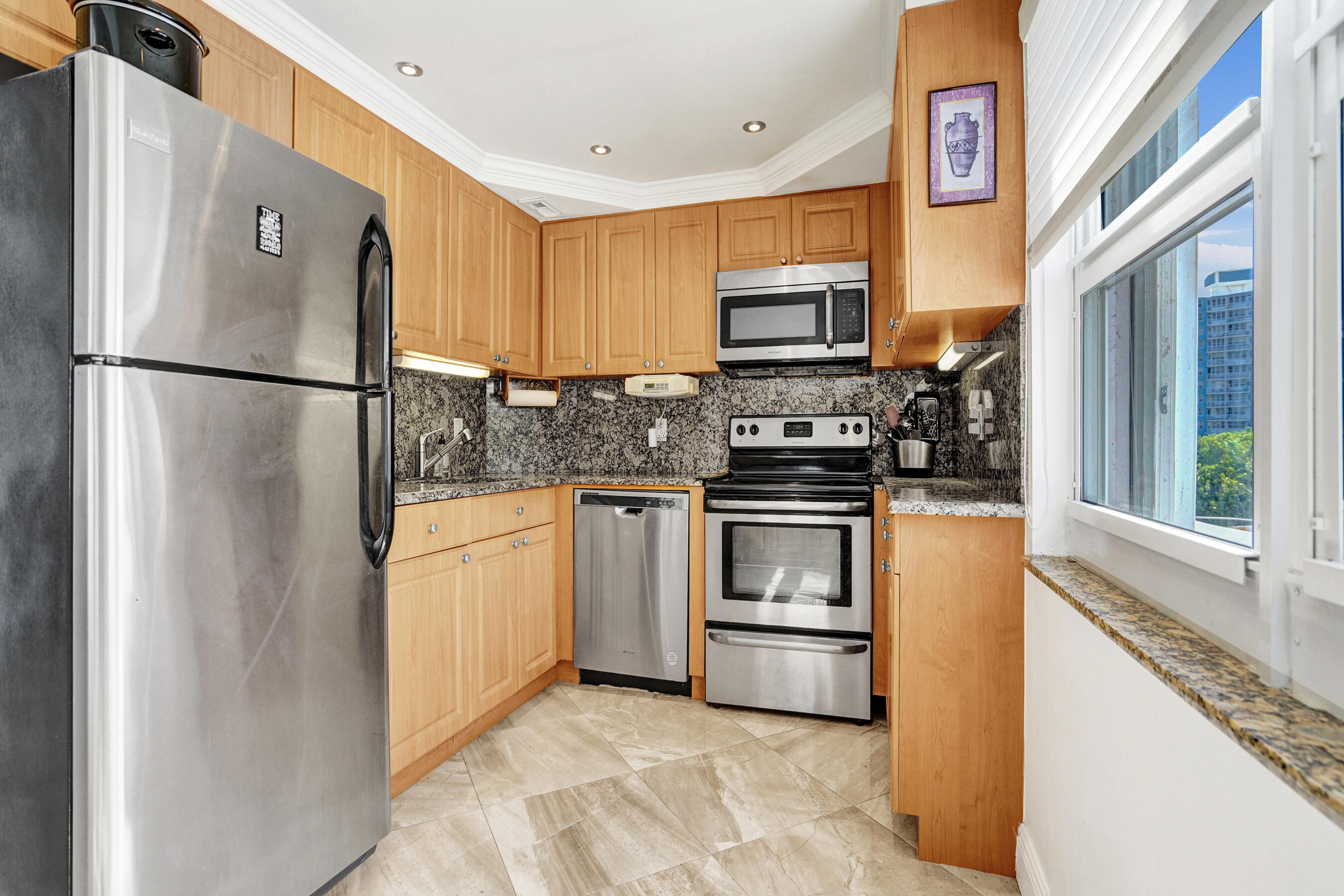 405 N Ocean Boulevard 229