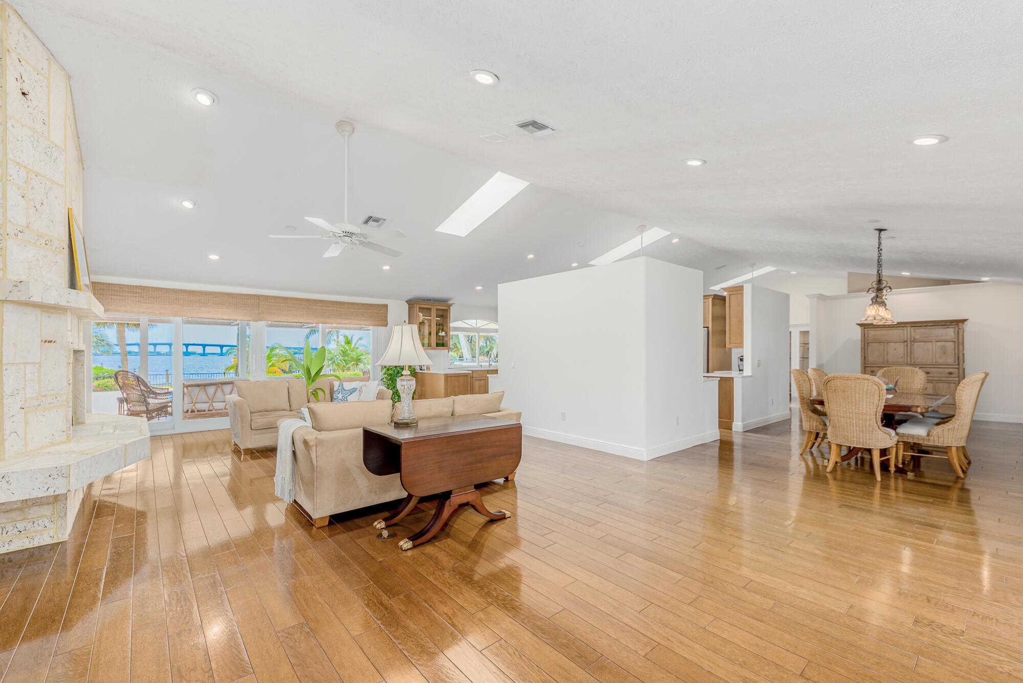 Sewalls Point - Residential