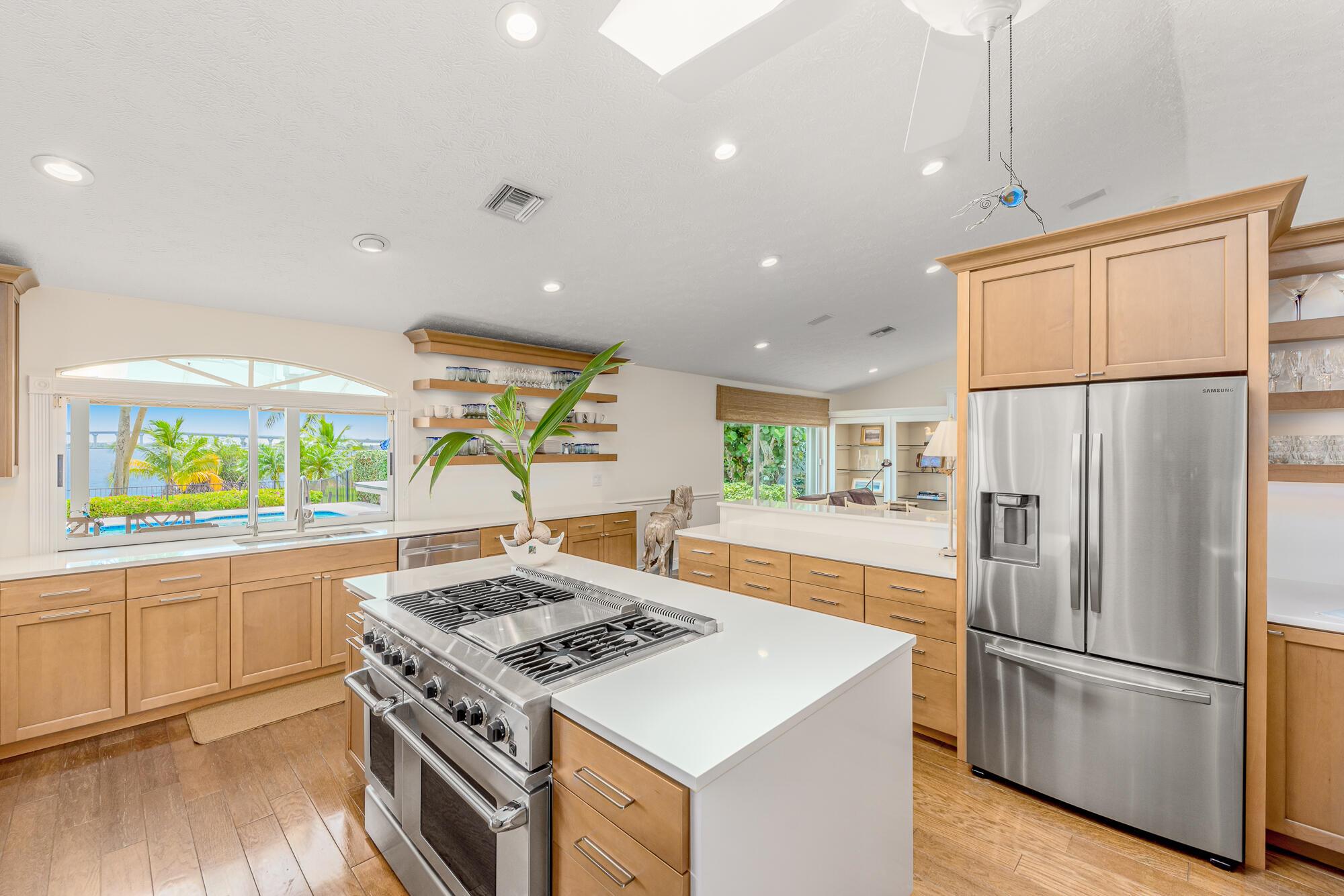 Sewalls Point - Residential