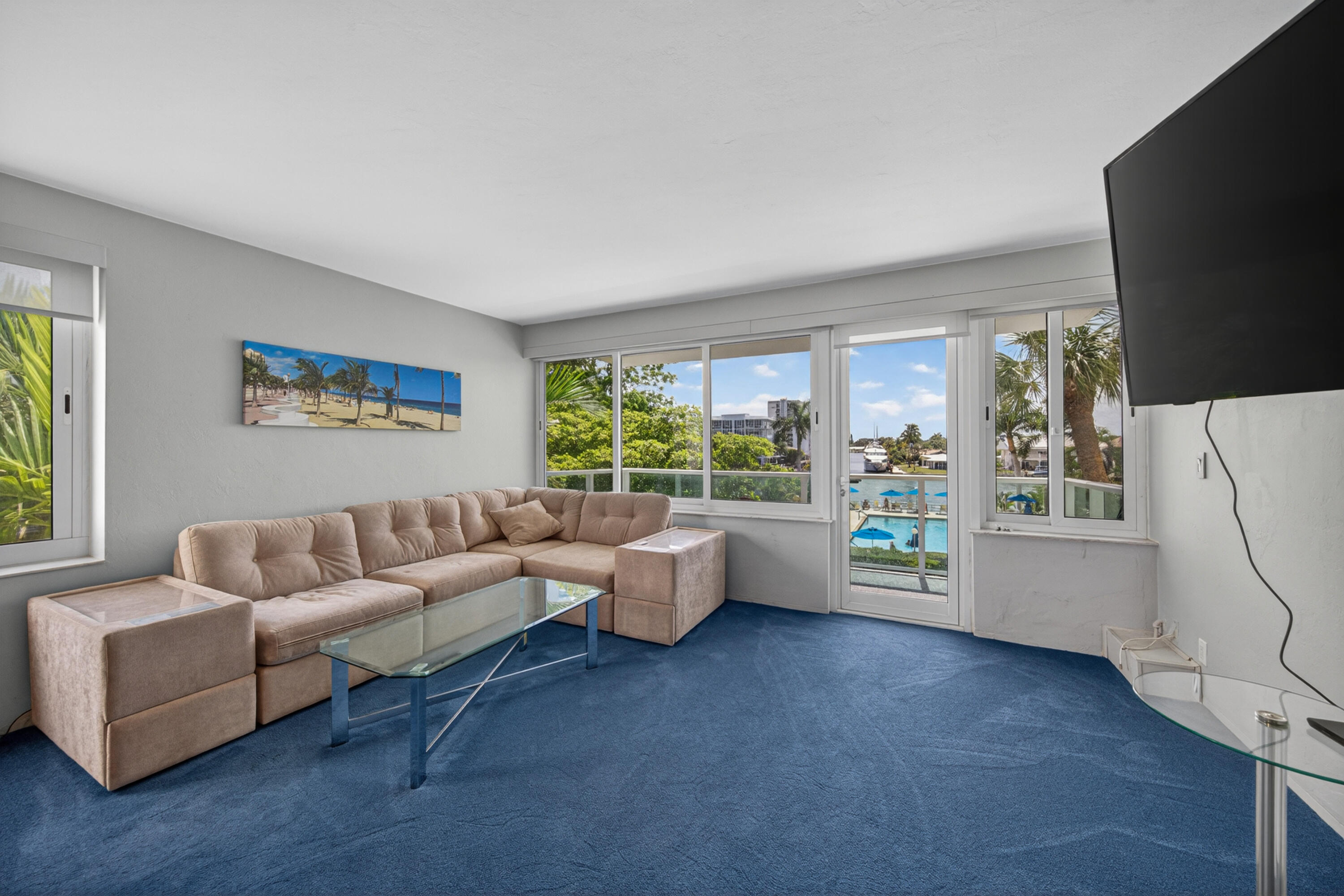 3233 NE 34th Street 316