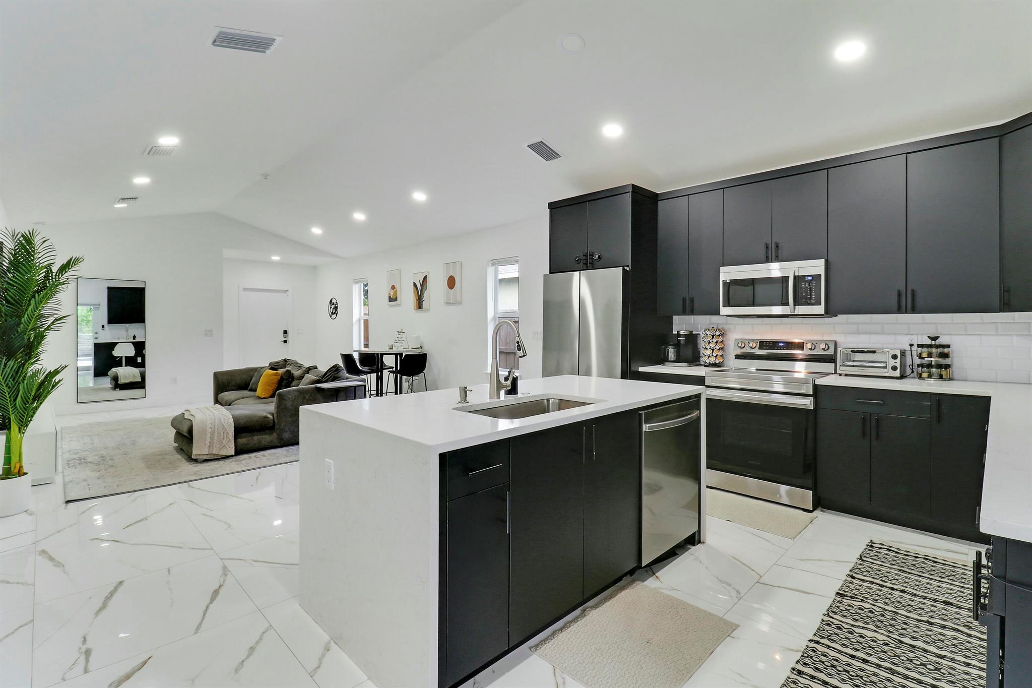 626 33rd Street