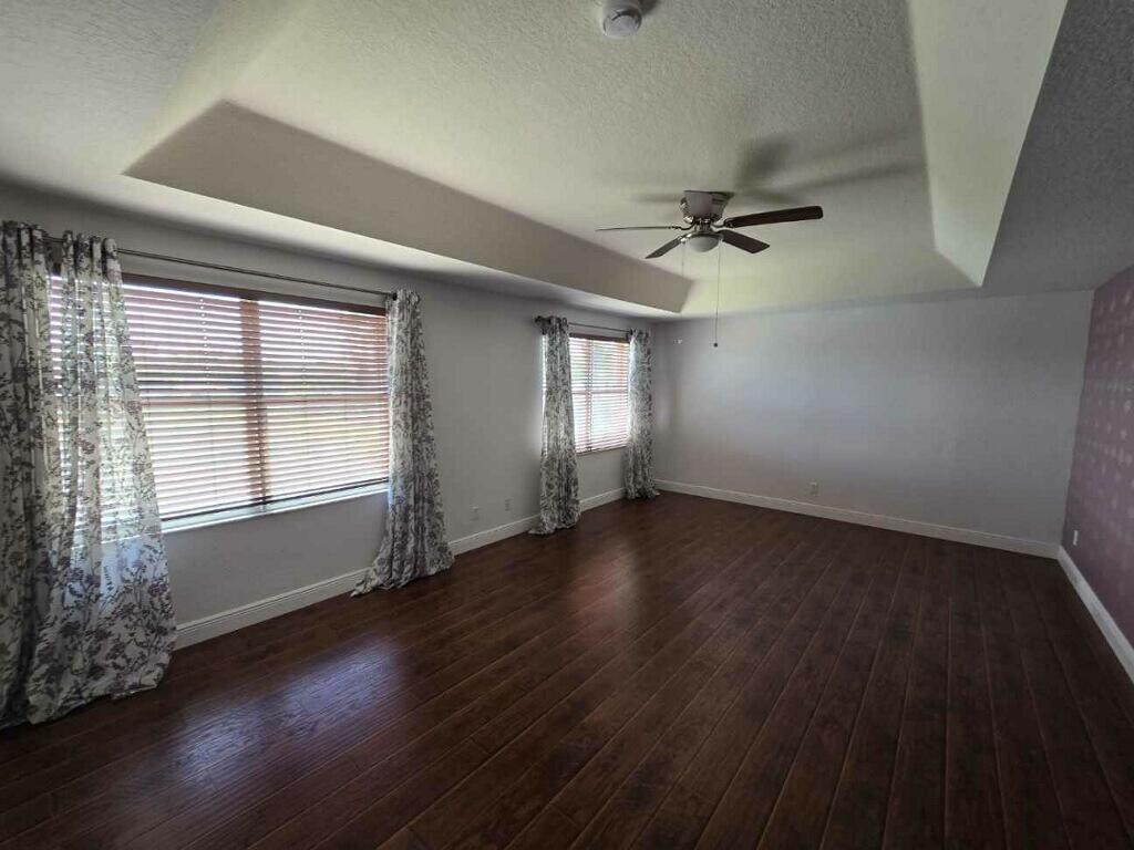 ISLES AT WESTON - Residential