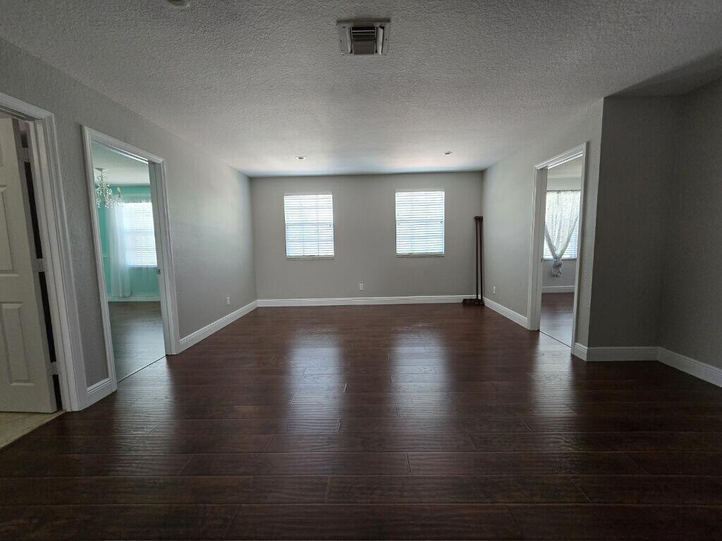 ISLES AT WESTON - Residential