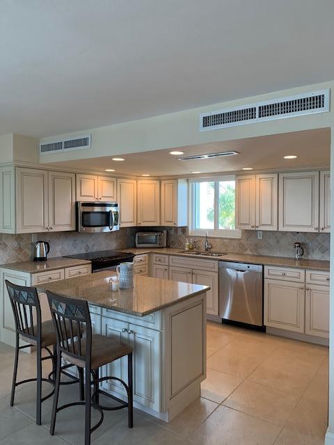 President of Palm Beach - Residential