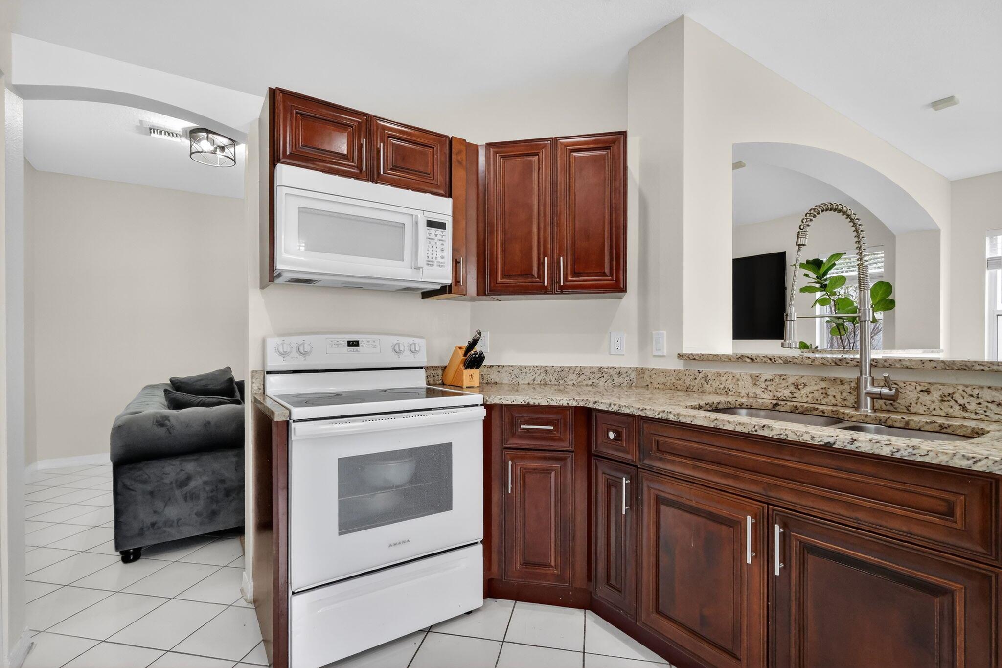 LAKE CHARLESTON - CHARLES - Residential