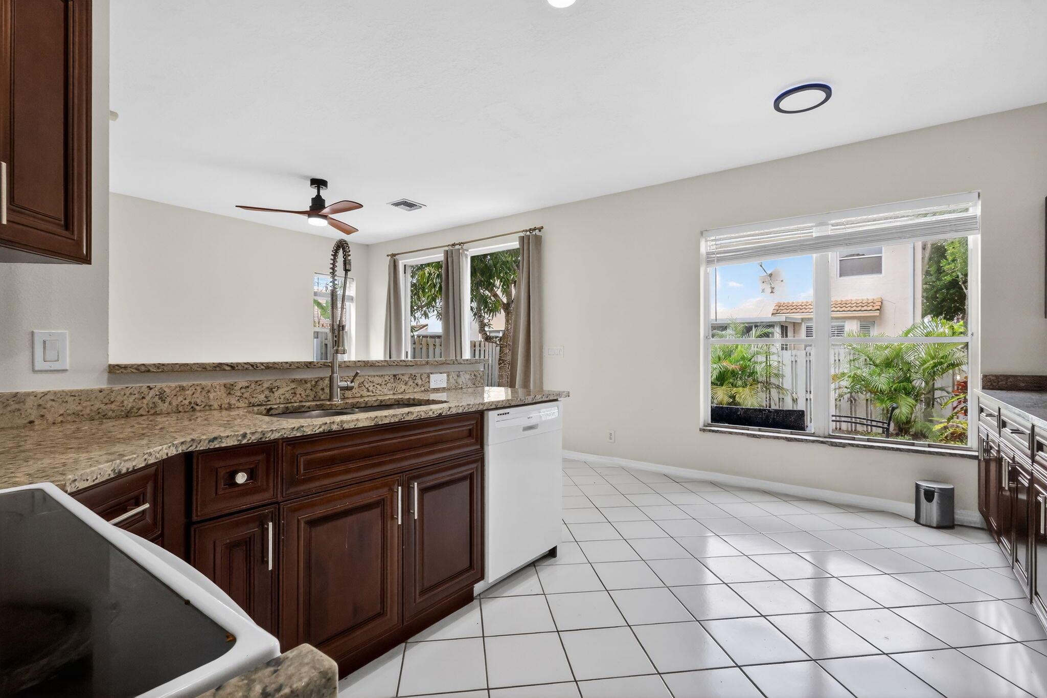 LAKE CHARLESTON - CHARLES - Residential