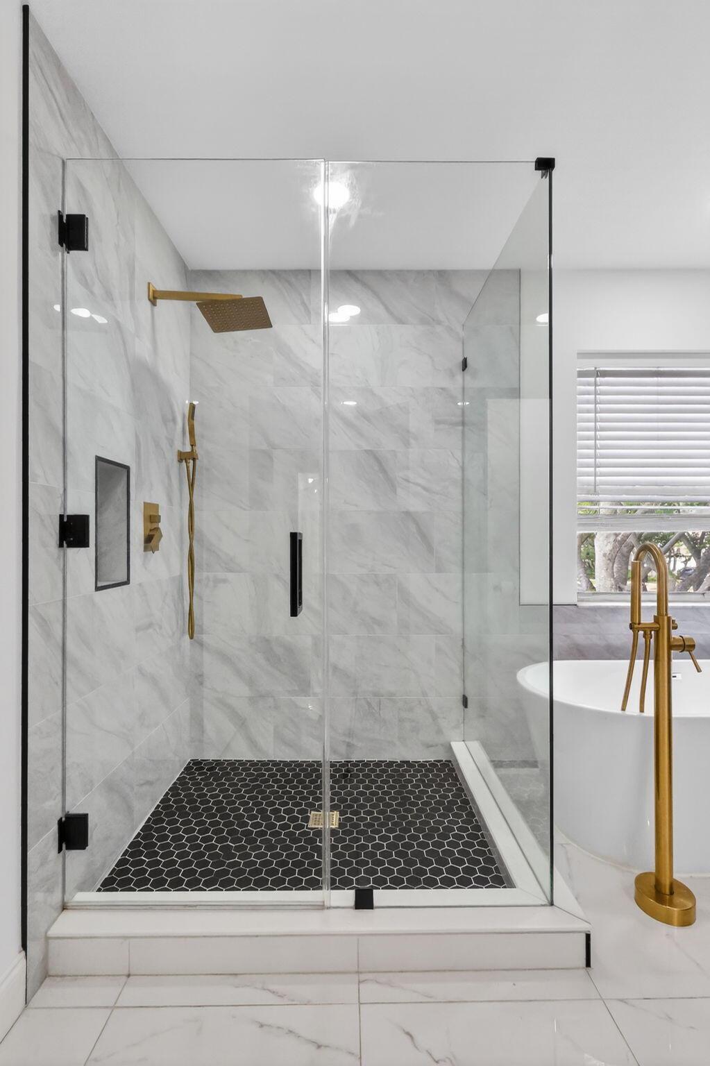 LAKE CHARLESTON - CHARLES - Residential