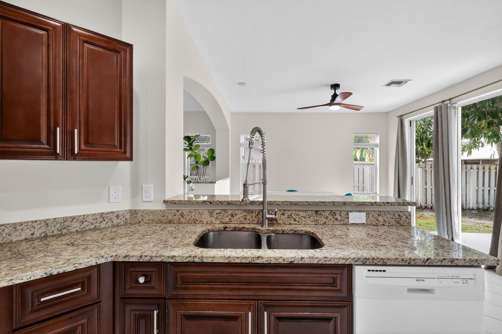 LAKE CHARLESTON - CHARLES - Residential