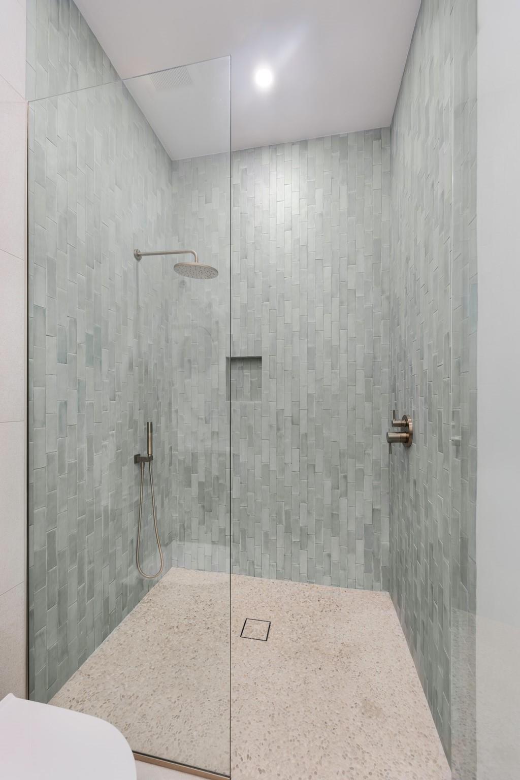 Coral Ridge 21-50 B - Residential