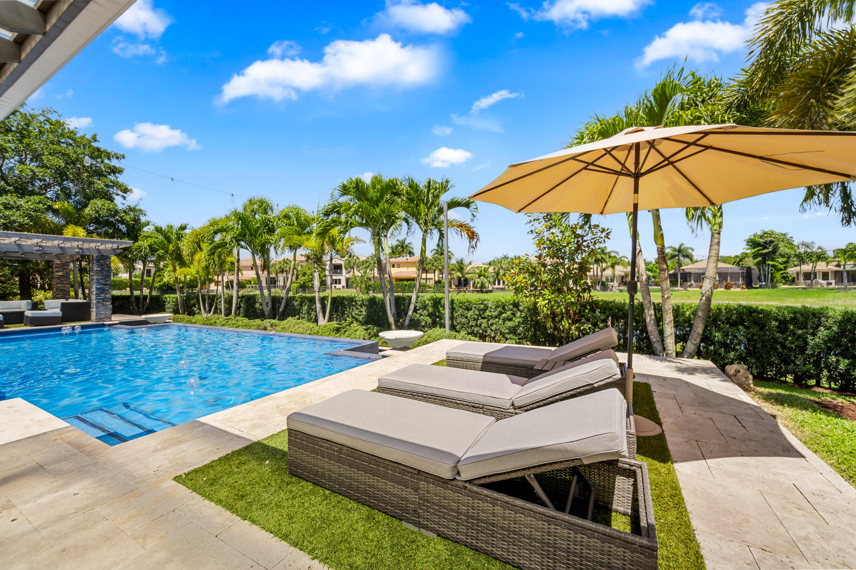 PARKLAND GOLF AND COUNTRY CLUB - Residential