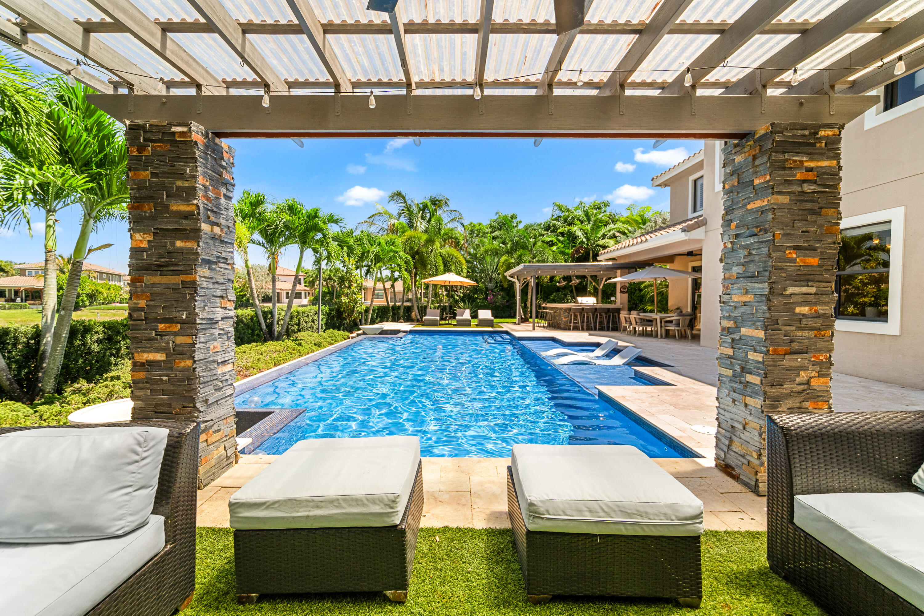 PARKLAND GOLF AND COUNTRY CLUB - Residential