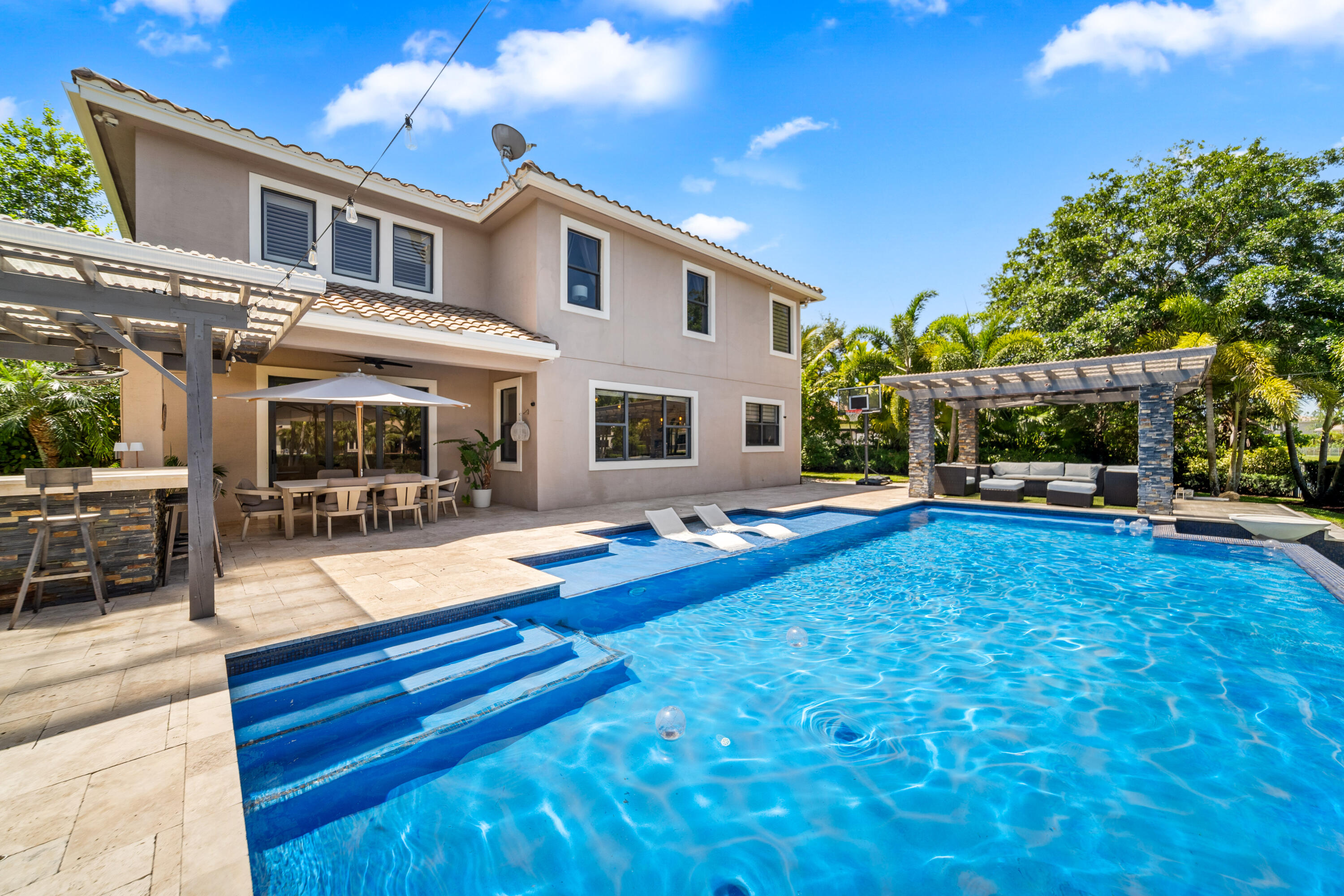 PARKLAND GOLF AND COUNTRY CLUB - Residential