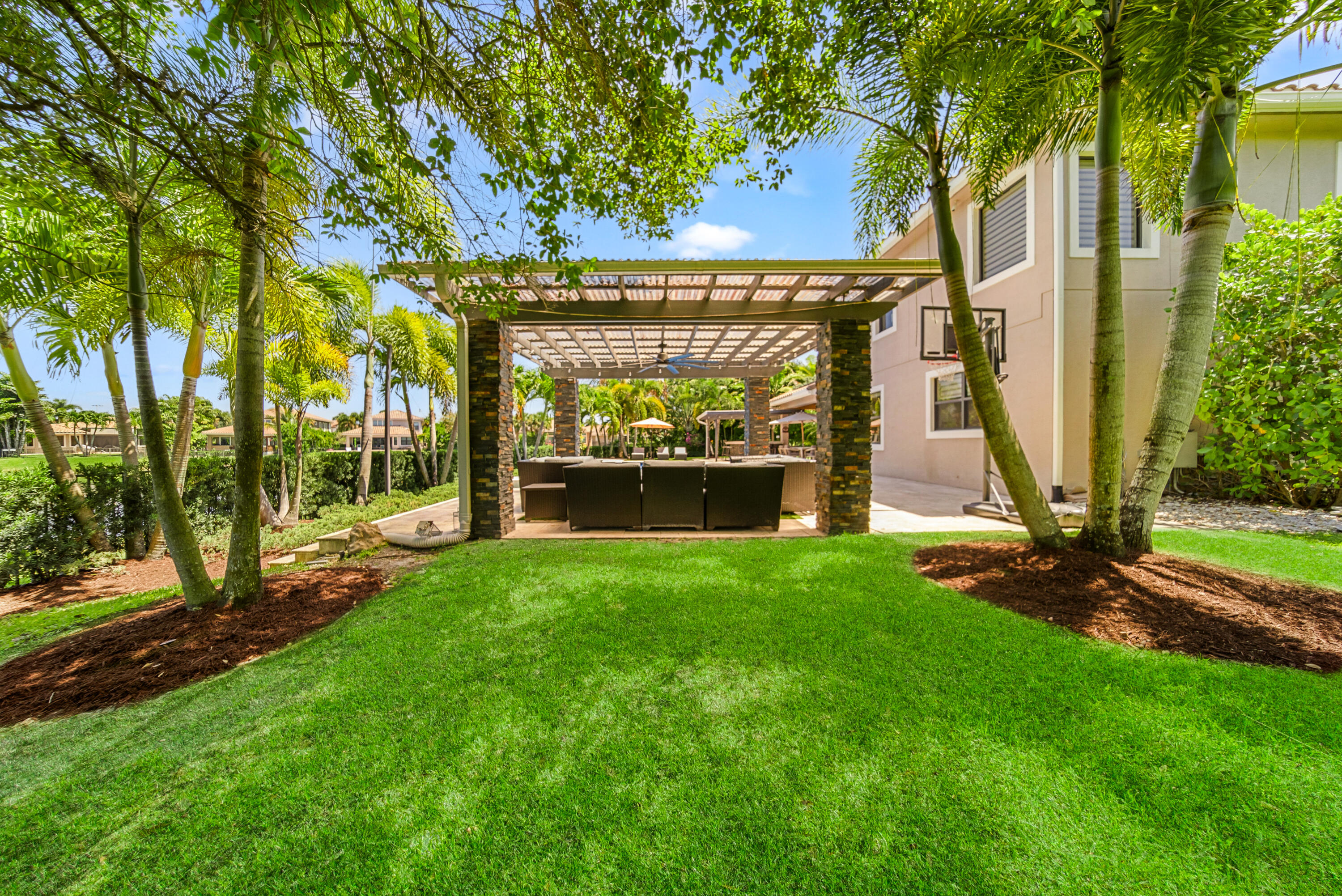 PARKLAND GOLF AND COUNTRY CLUB - Residential