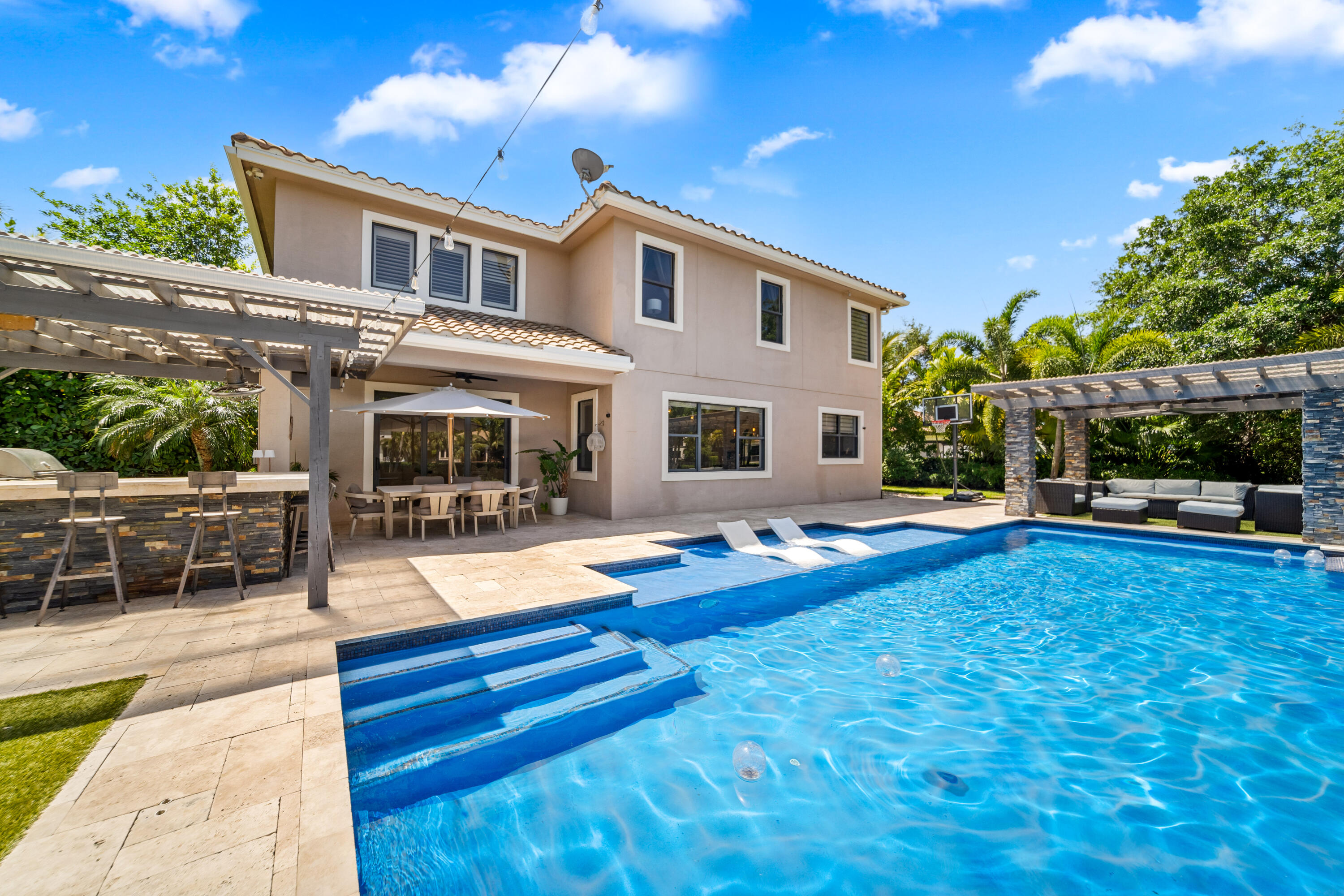 PARKLAND GOLF AND COUNTRY CLUB - Residential