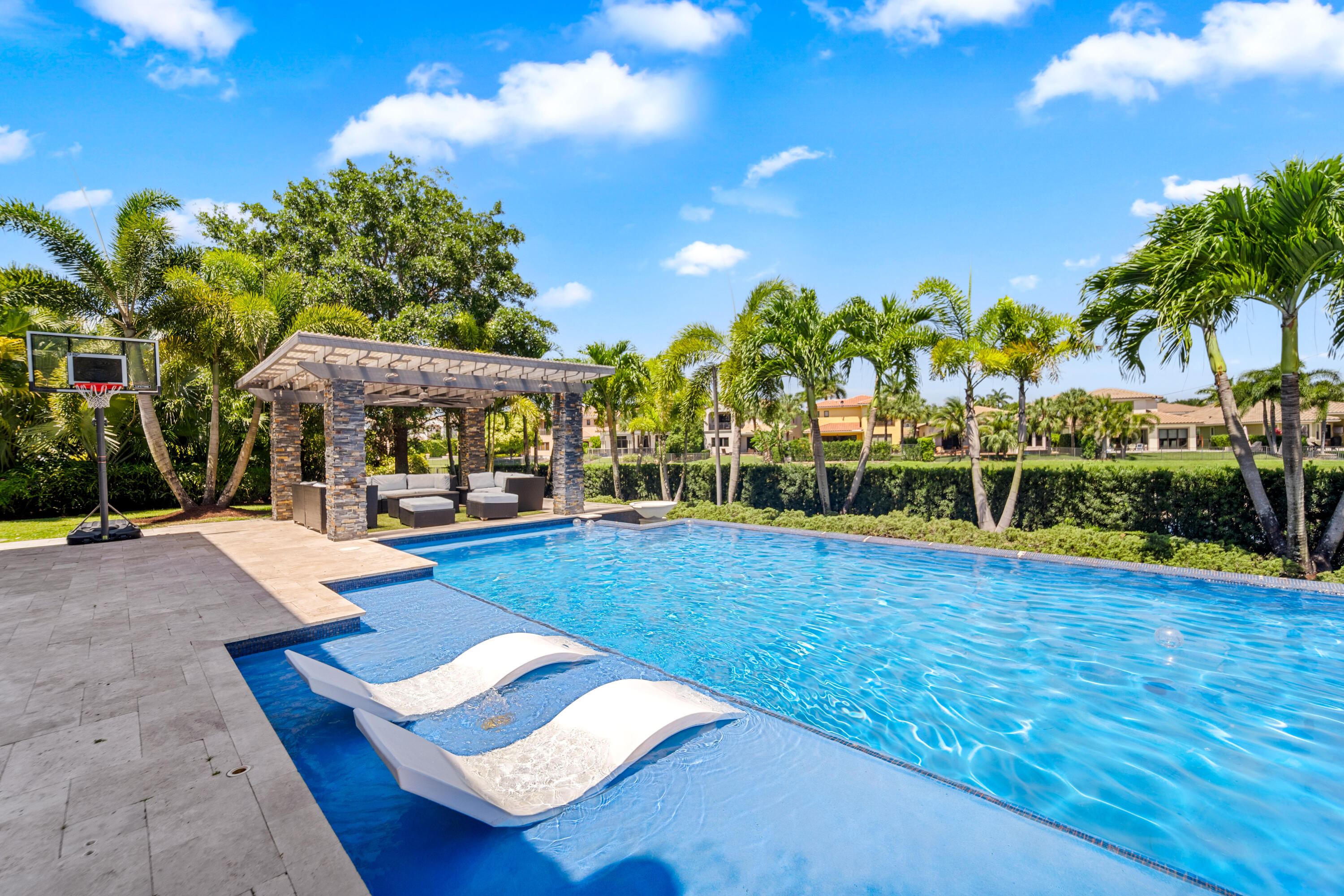 PARKLAND GOLF AND COUNTRY CLUB - Residential