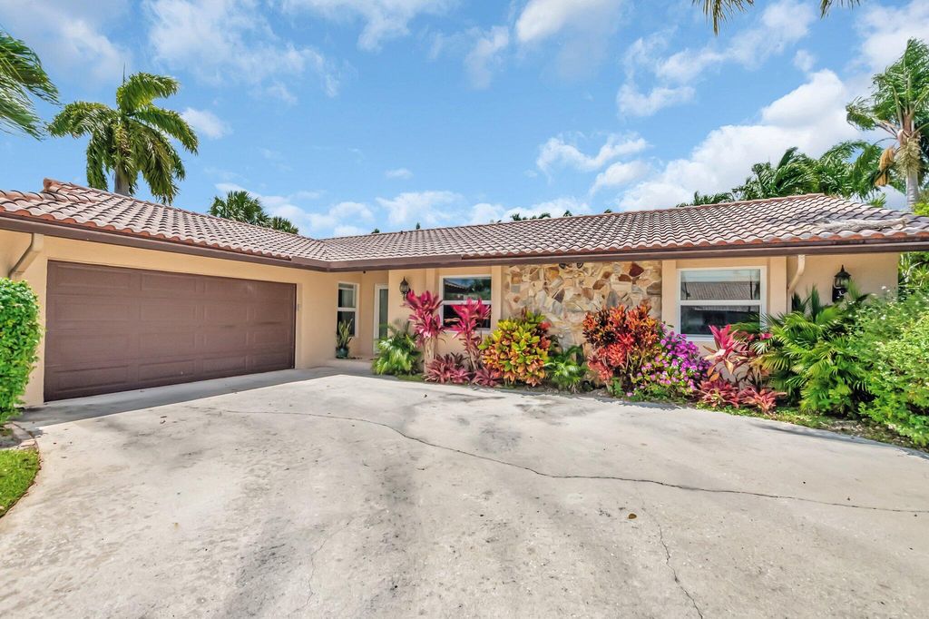 Photo of 22740 Bella Rita Circle, Boca Raton, FL 33433 (MLS # R11086709)