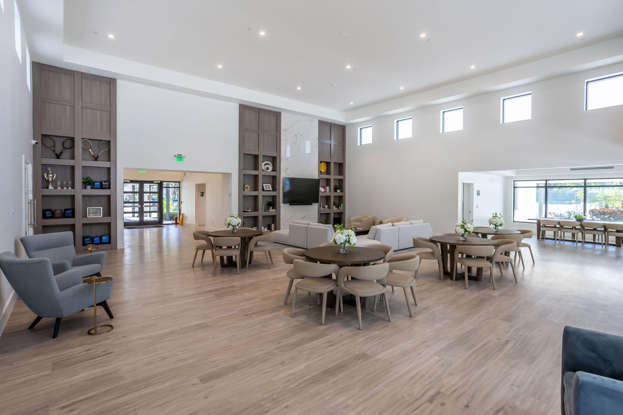 BOCA RATON BATH & TENNIS CLUB - Residential