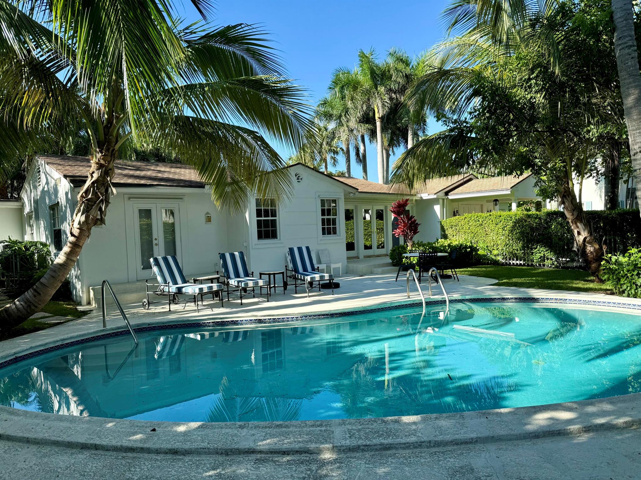 DRAKE PARK - Residential Lease