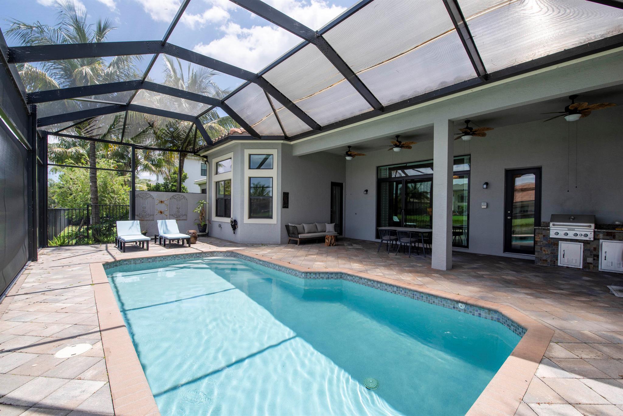 Seven Bridges - Residential Lease