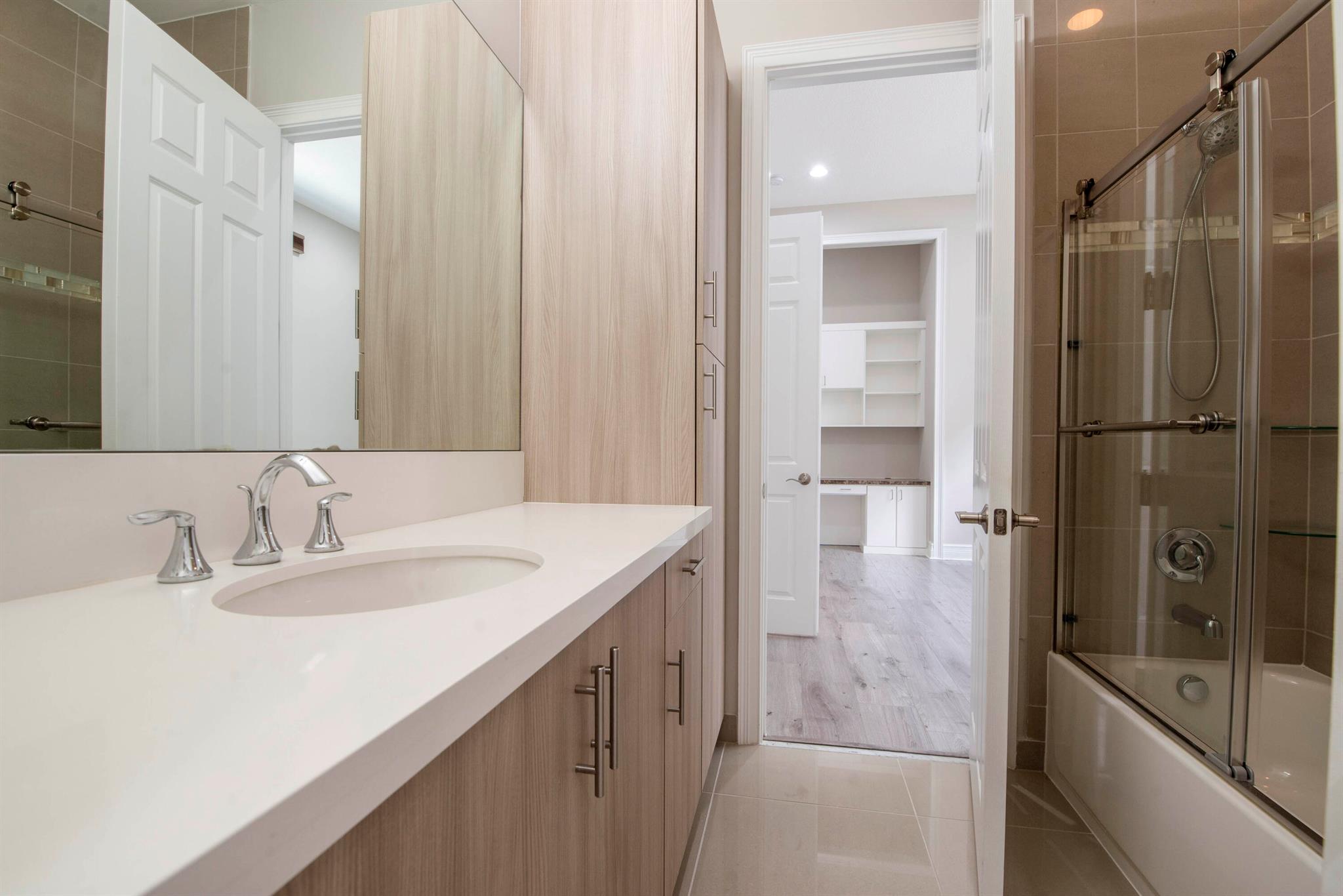 Seven Bridges - Residential Lease