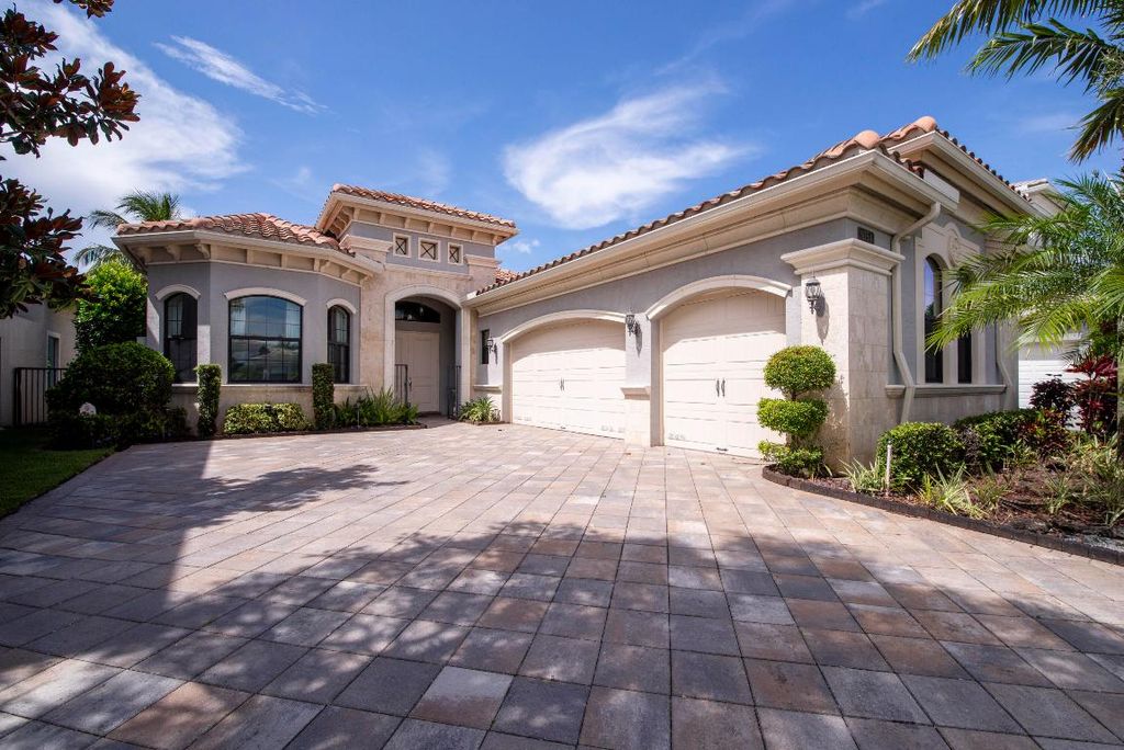 Photo of 9759 Vitrail Lane, Delray Beach, FL 33446 (MLS # R11125876)