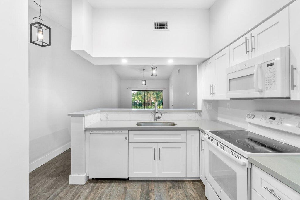 Photo of 3149 Millwood Terrace #M-219, Boca Raton, FL 33431 (MLS # R10967804)