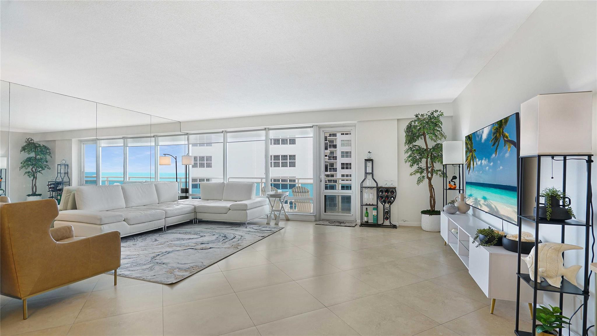 The Commodore - Residential Lease
