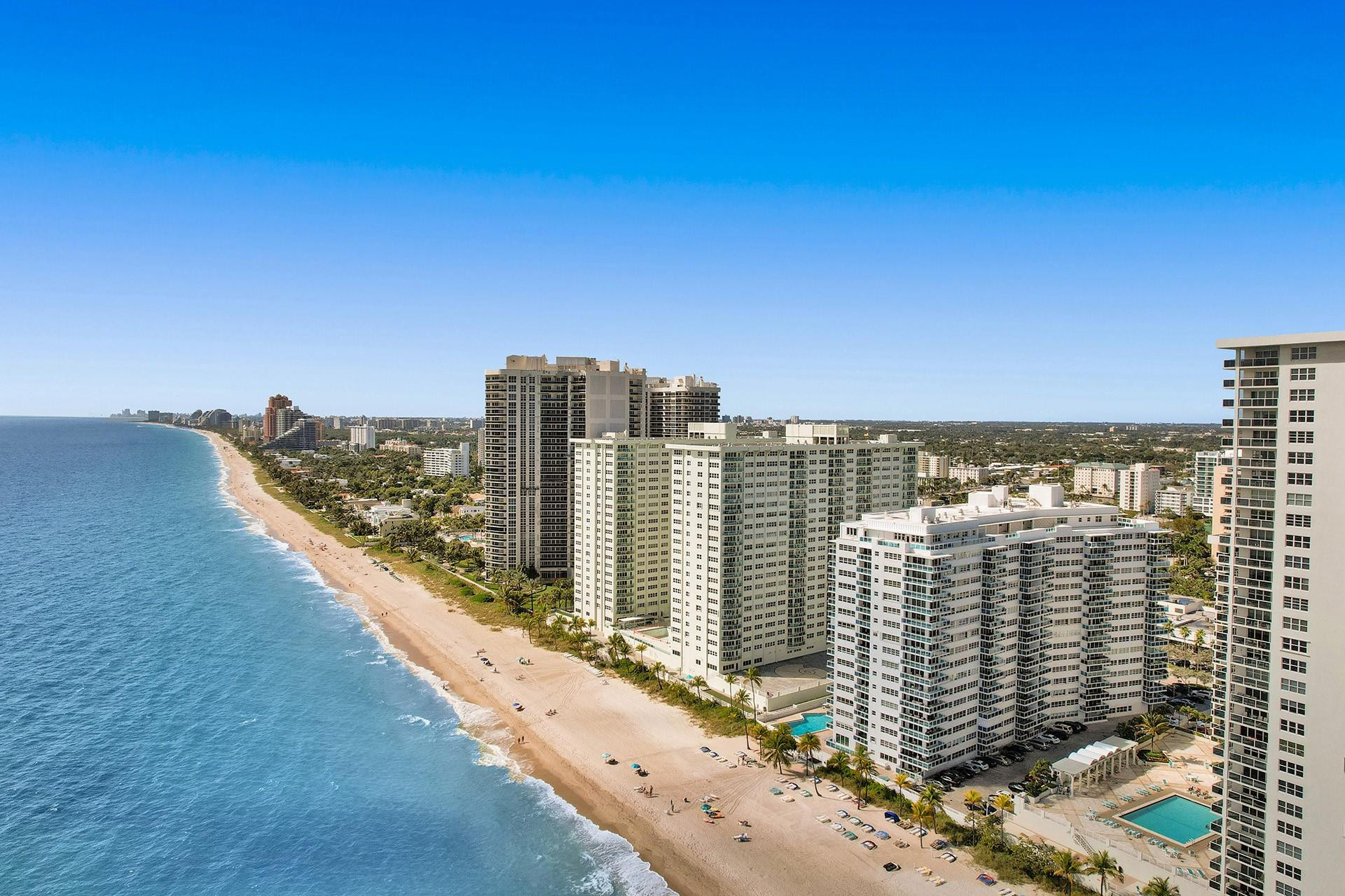 The Commodore - Residential Lease
