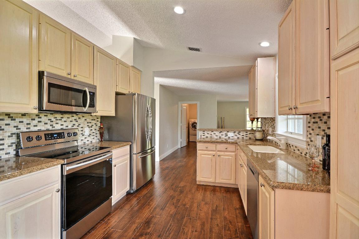 PORT ST LUCIE SECTION 13 - Residential