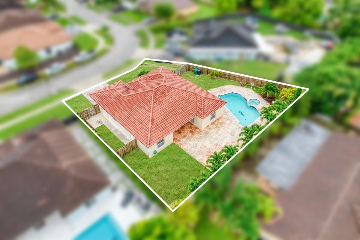 LAGUNA PONDS SEC I - Residential