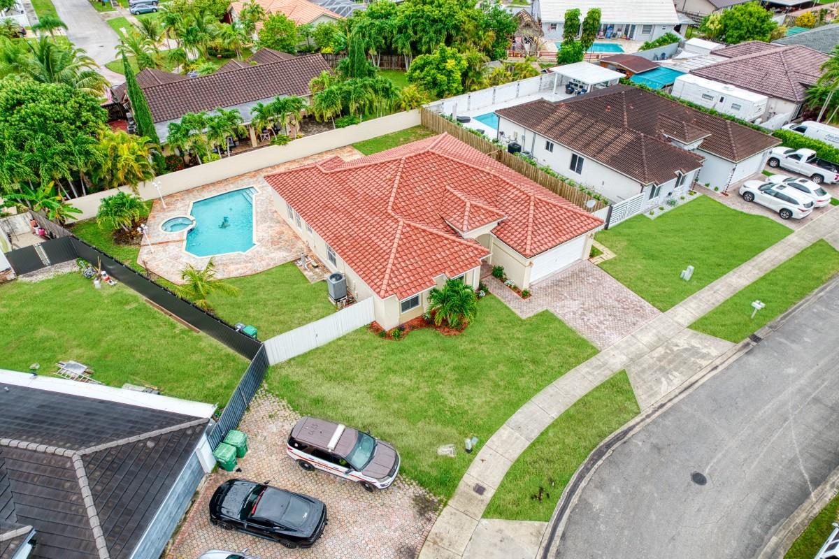 LAGUNA PONDS SEC I - Residential