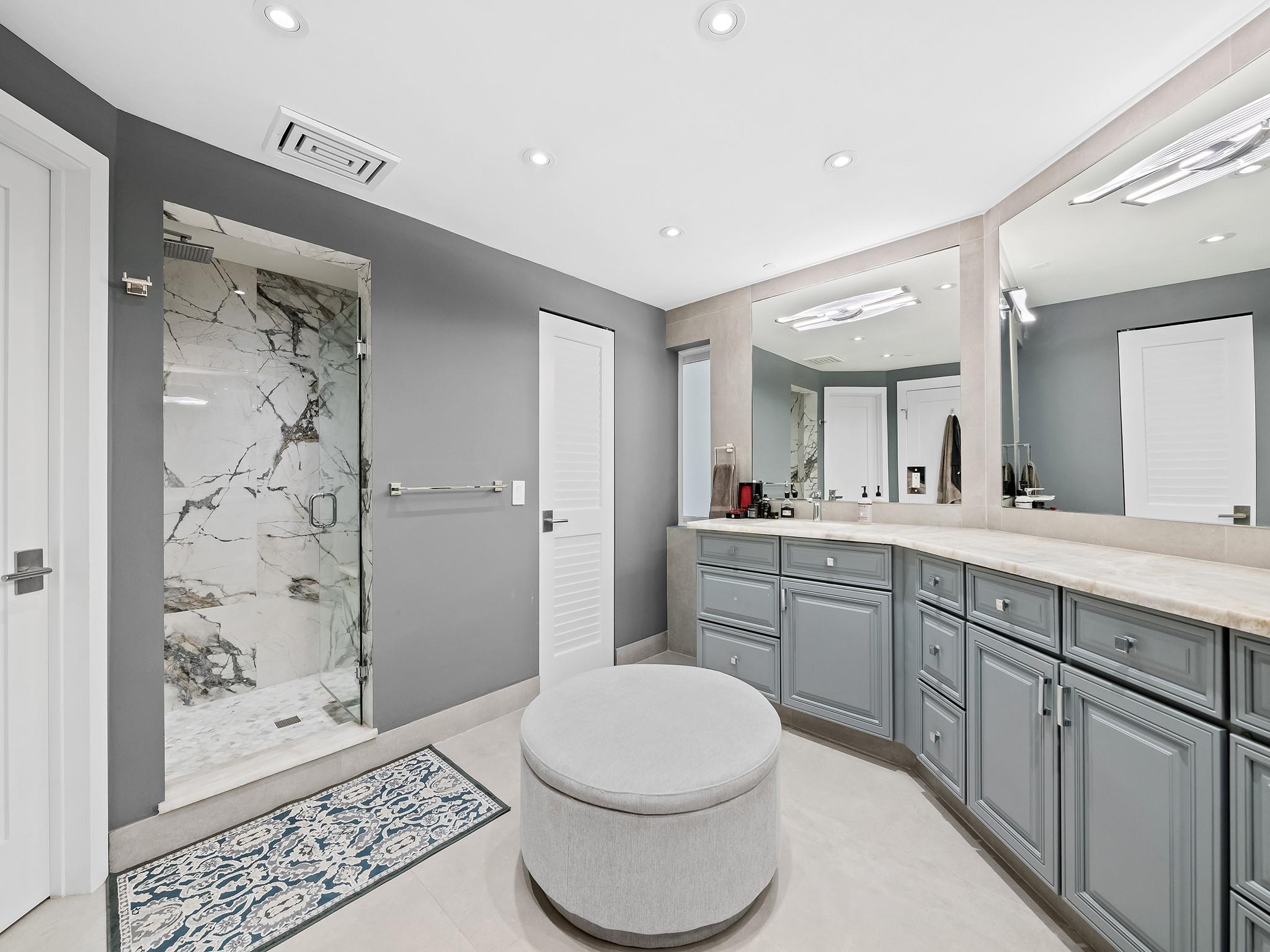 The Villas Of Sunrise Bay - Residential Lease