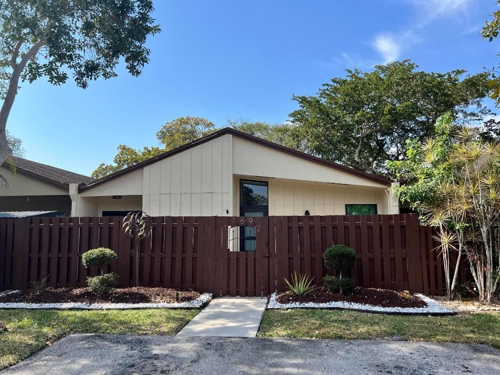 Photo of 11692 Timbers Way, Boca Raton, FL 33428 (MLS # R10959582)