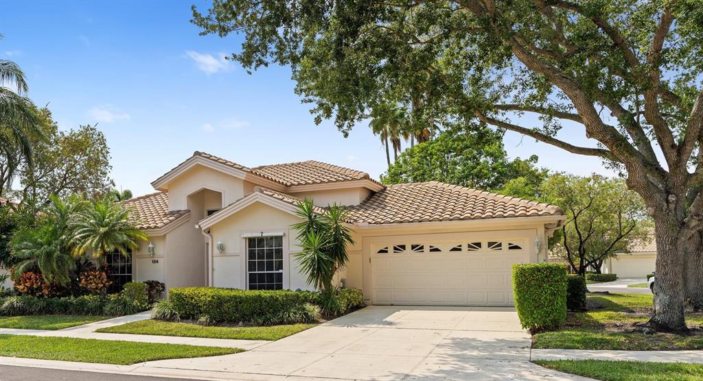 EAGLETON LAKES - Residential