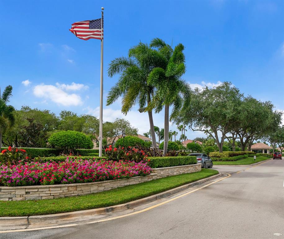 EAGLETON LAKES - Residential