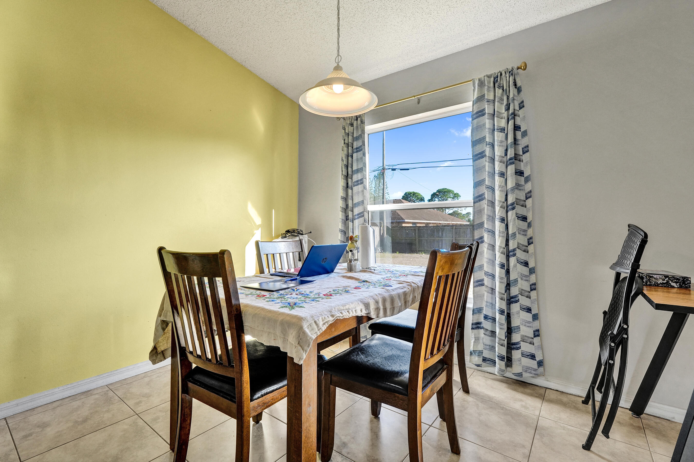 PORT ST LUCIE SECTION 15 - Residential