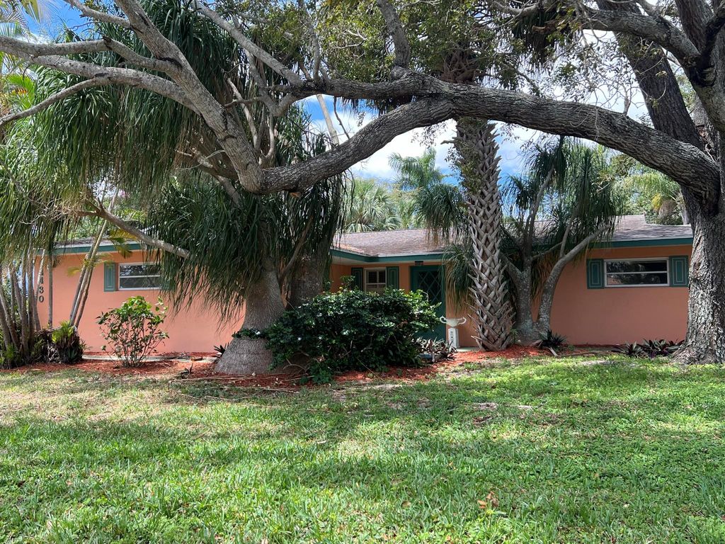 Photo of 4430 SE Bayshore Terrace, Stuart, FL 34997 (MLS # R10975500)